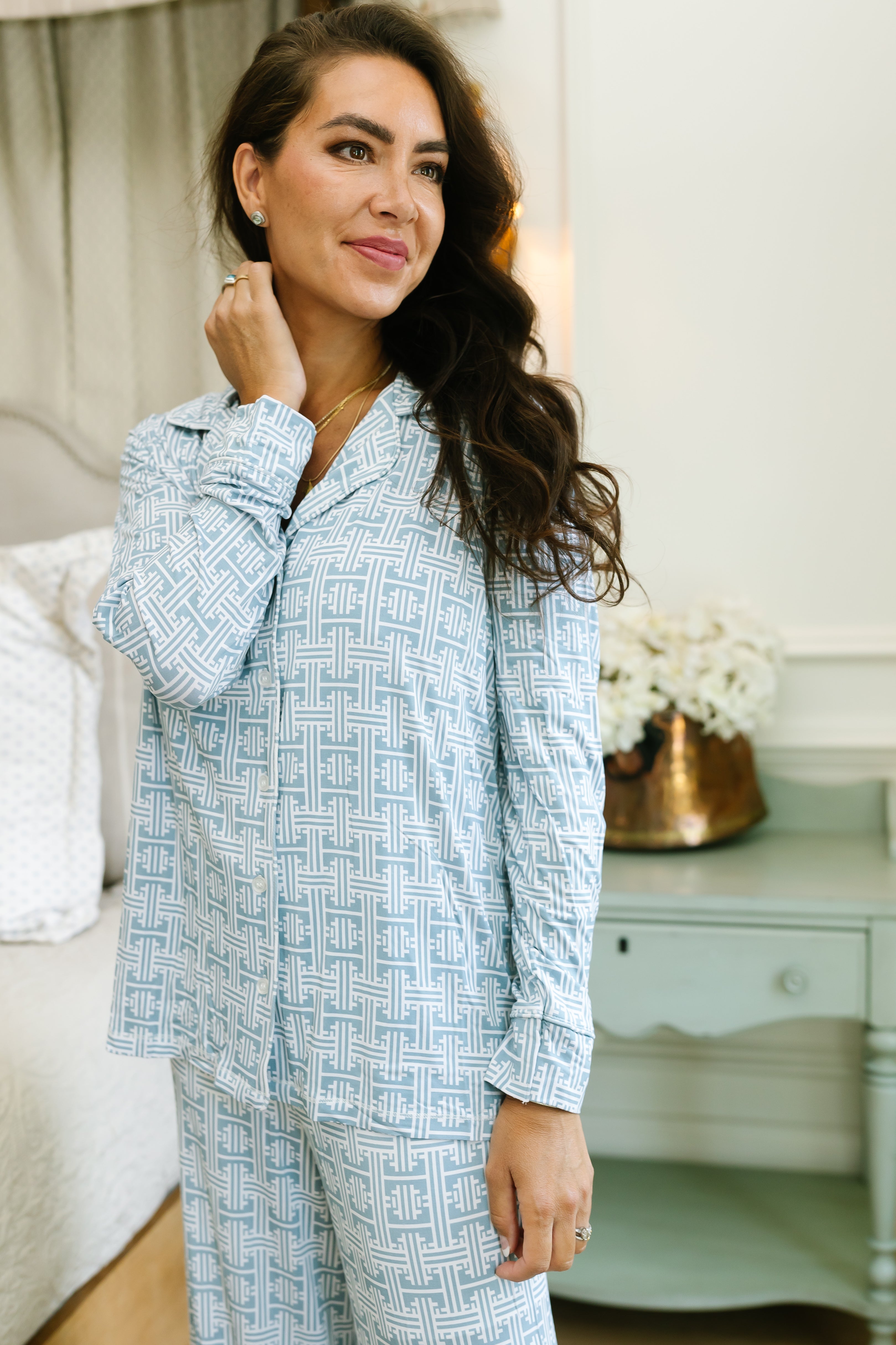 Dutch Long Sleeve Pajama Set - Cozy Sleepwear for Women & Men - Perfect for Winter Nights & Lounging at Home