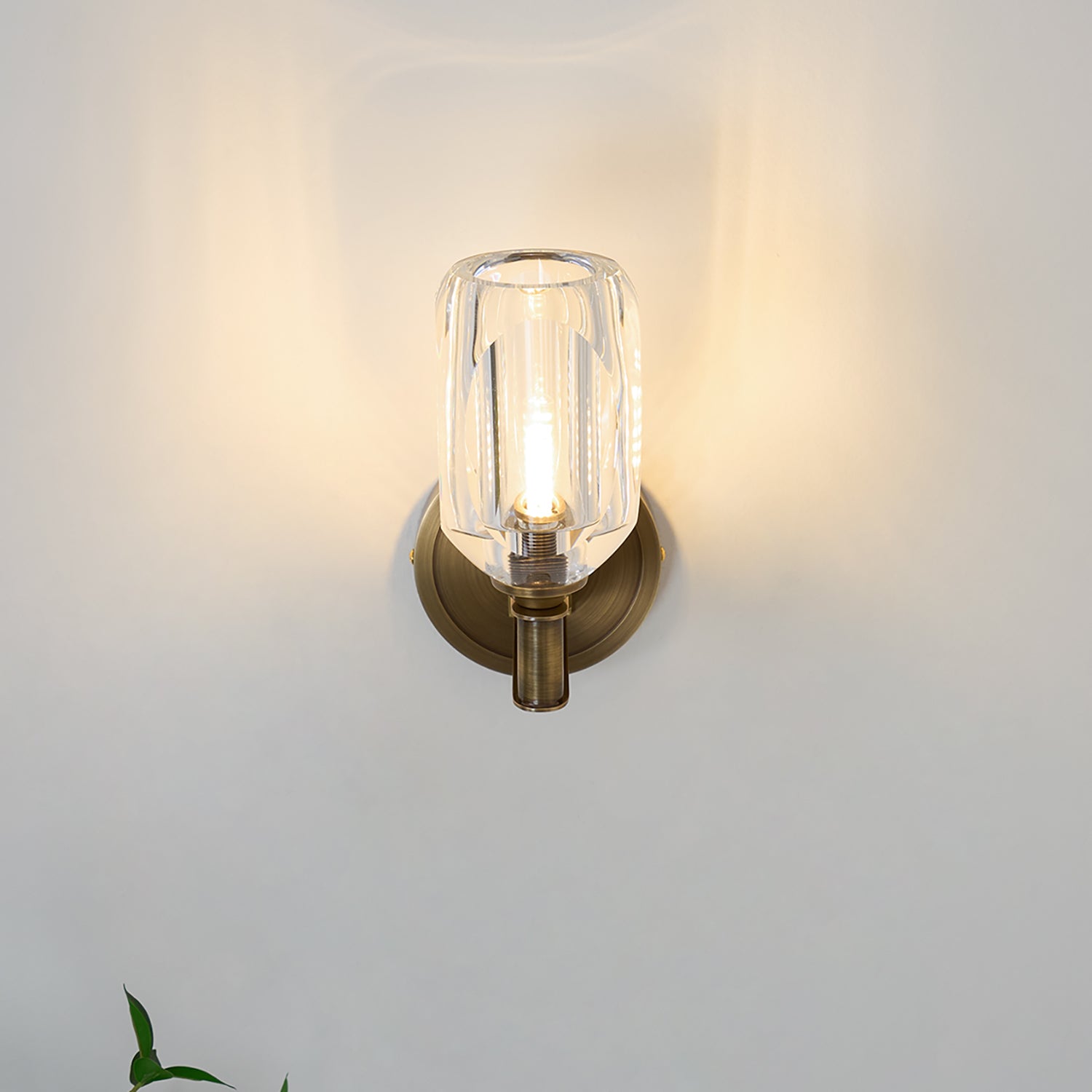 Diamond Crystal Wall Sconce Light Fixture - Elegant Glass Sconce Lighting for Bedroom, Living Room & Hallway Decor