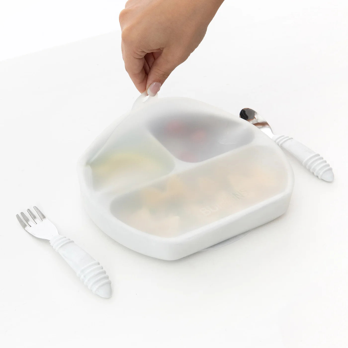 Bumkins Grip Dish Stretch Lid Cover - Universal Silicone Food Container Cover for Bowls & Plates - Microwave & Freezer Safe - Perfect for Meal Prep, Leftovers & On-the-Go Snacks