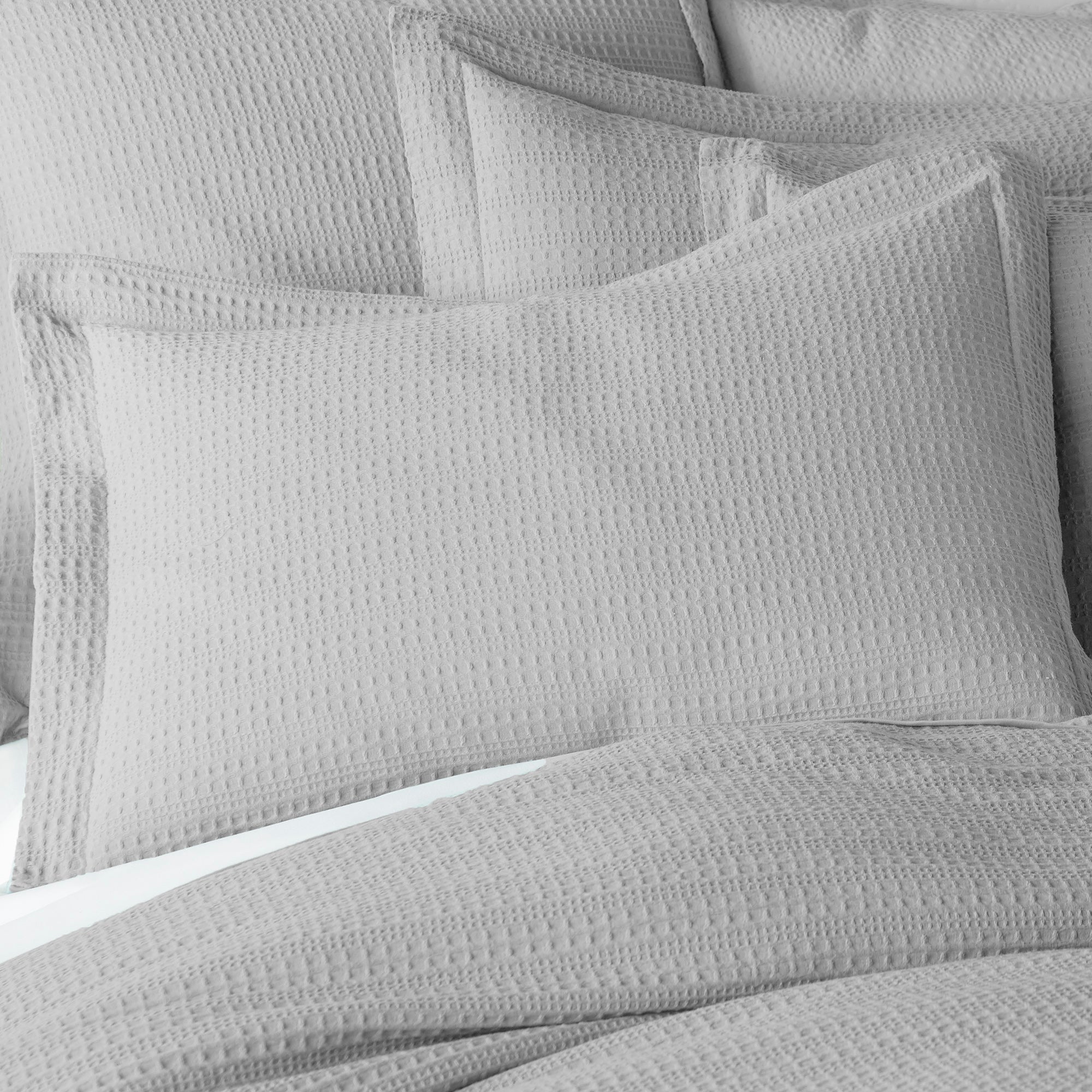 Regency Standard Sham Pillowcase - Light Grey 100% Cotton Bedding for Queen & King Size - Soft & Breathable for a Comfortable Sleep