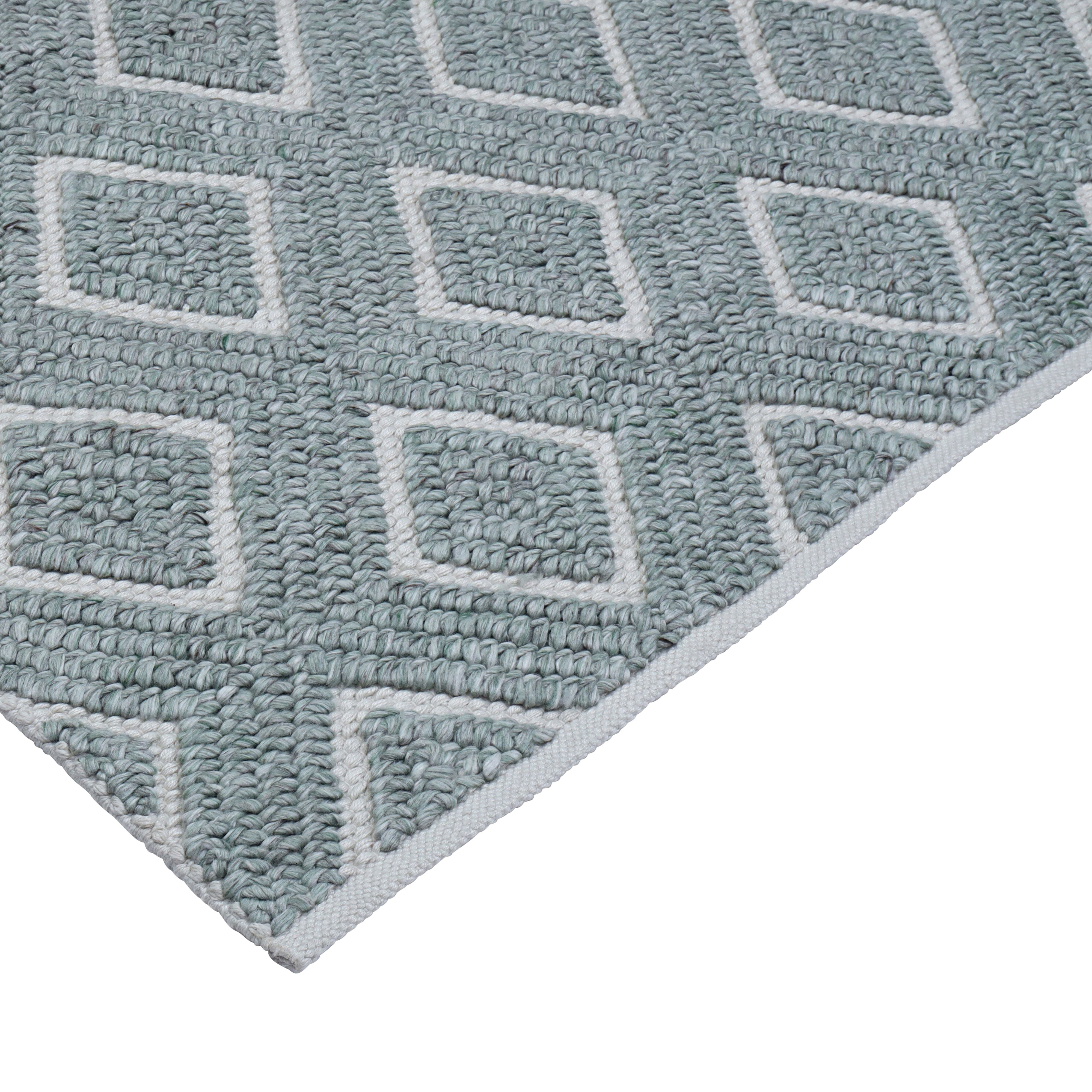 Amira Diamond Handwoven Soft Green & Cream Rug 240x150cm - Luxurious Bohemian Area Rug for Living Room, Bedroom & Nursery - Eco-Friendly & Hypoallergenic