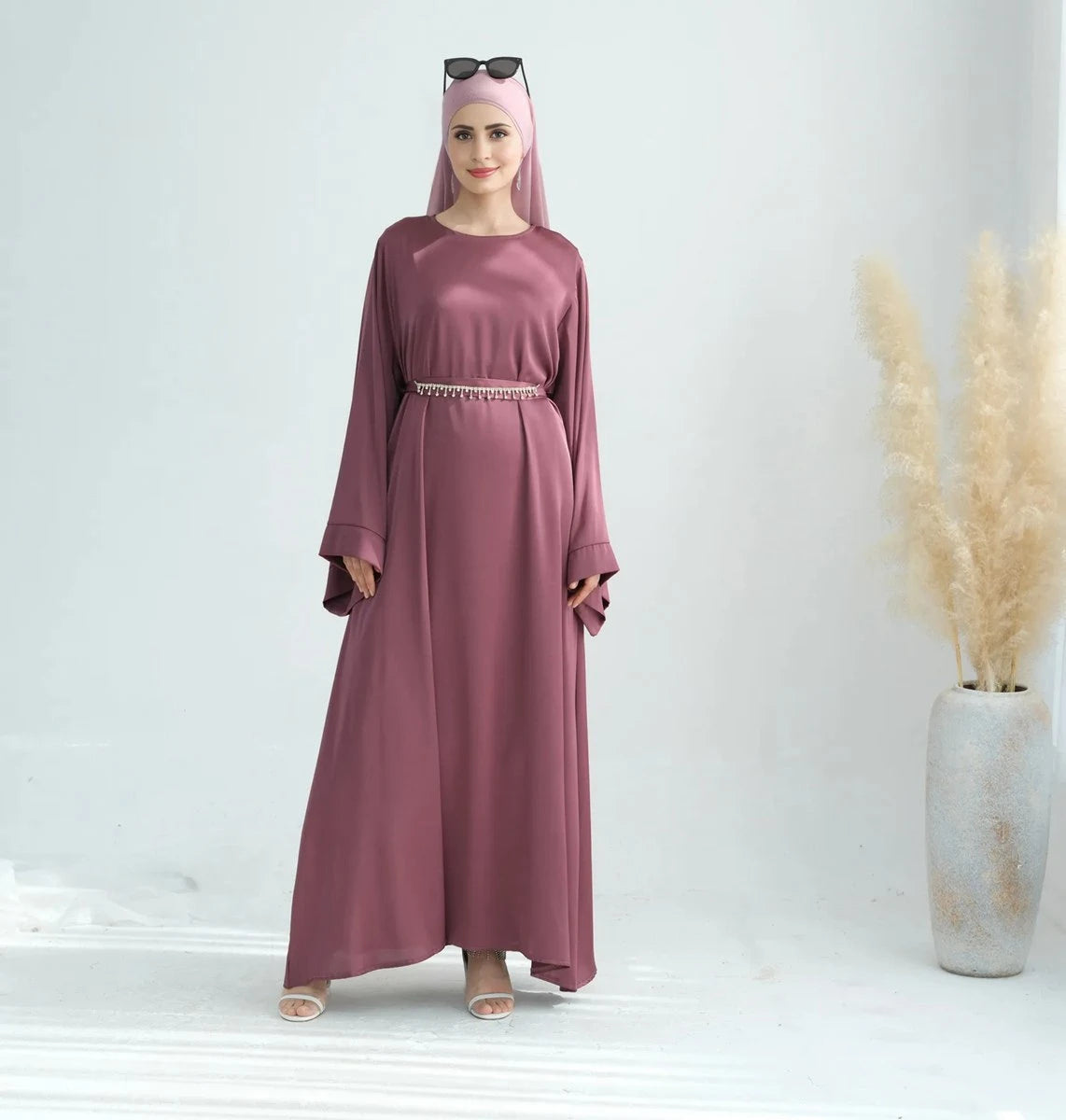 Elegant Crystal Belt Satin Abaya Dress with Matching Hijab - Modest Islamic Prayer Dress for Women - Perfect for Eid, Wedding & Special Occasions
