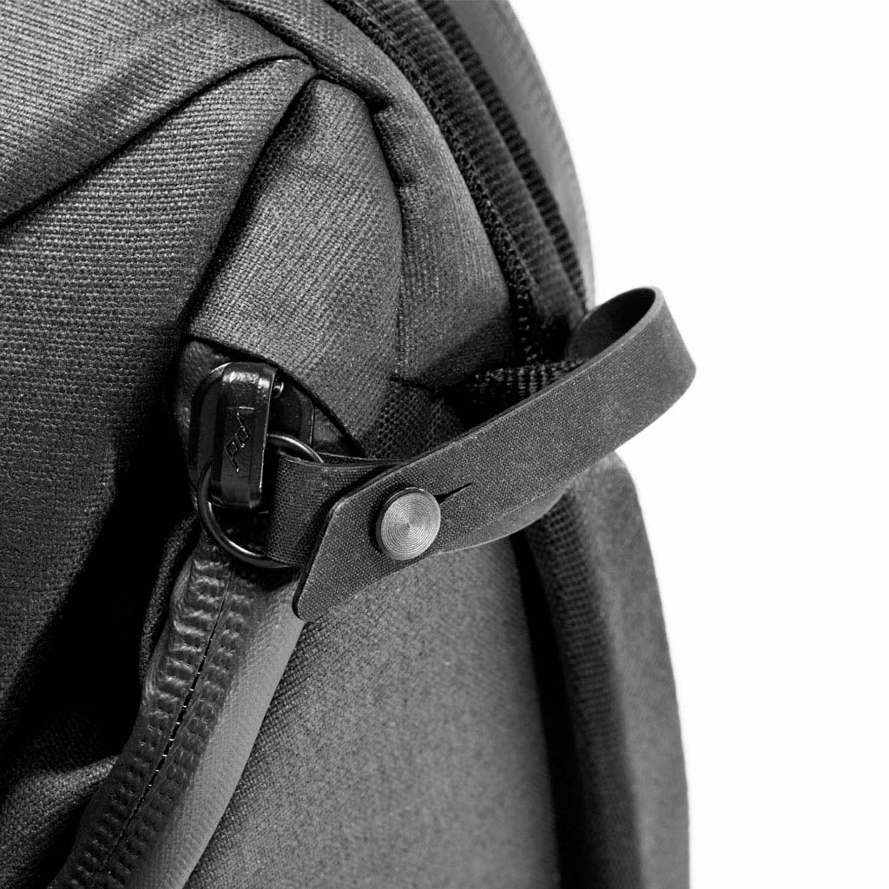Peak Design Everyday Backpack 20L - Durable Camera & Travel Backpack for Photographers - Waterproof Laptop Bag with Customizable Storage - Perfect for Commuting, Hiking & Urban Adventures