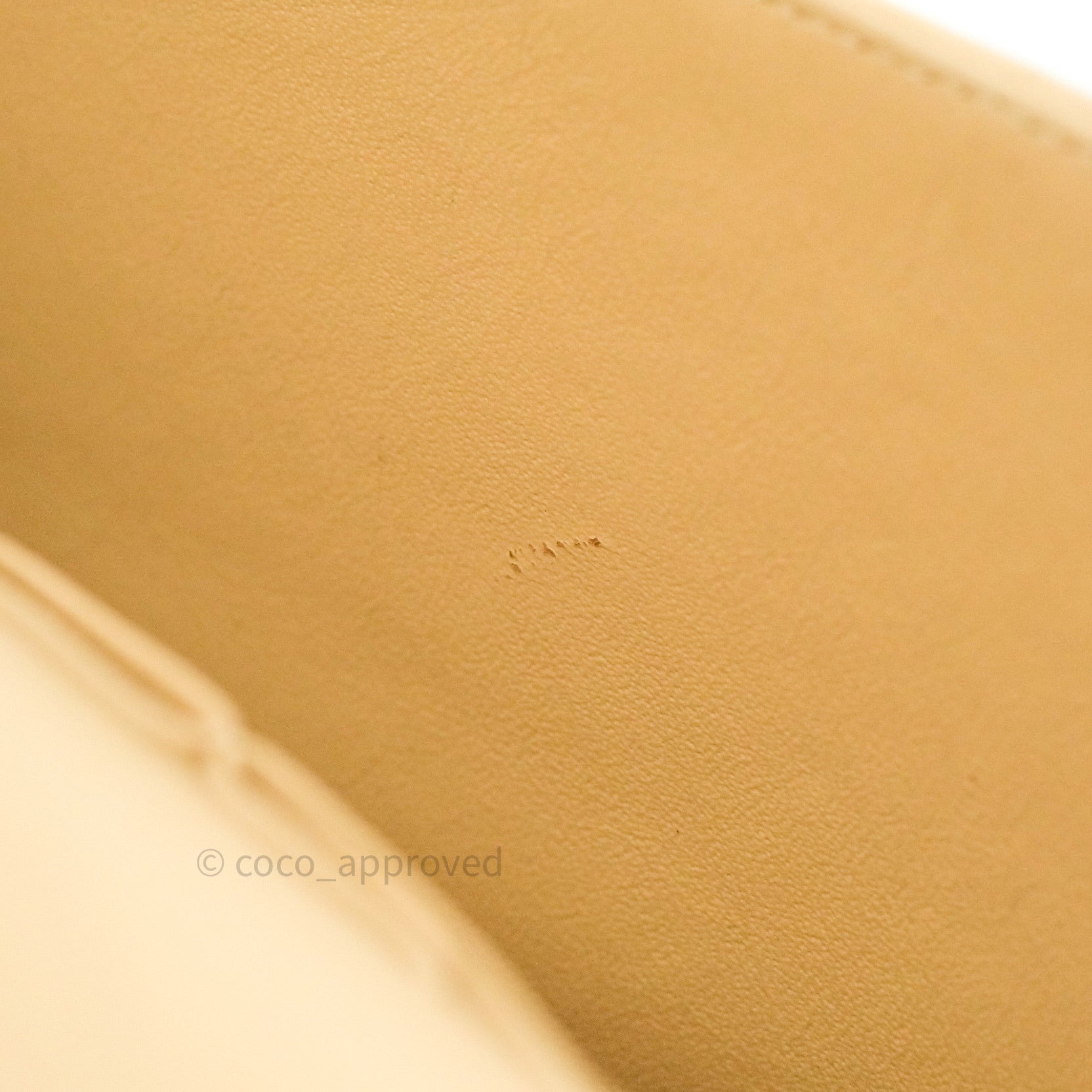 Chanel Classic Jumbo Double Flap Bag Beige Lambskin Leather with Gold Hardware - Luxury Designer Handbag for Women, Perfect for Parties, Dating & Special Occasions