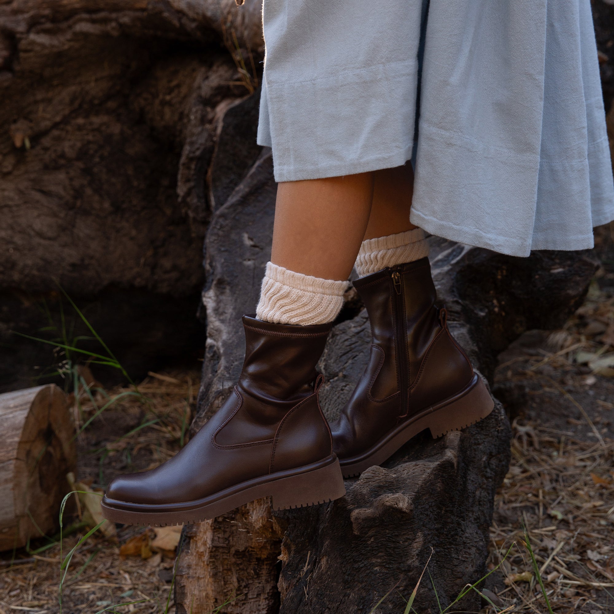 SIMAYA H2O Waterproof Leather Boots for Men & Women - Mahogany Brown Outdoor Hiking & Rain Boots - Durable Comfortable Slip-Resistant Footwear for Walking, Hunting & Work