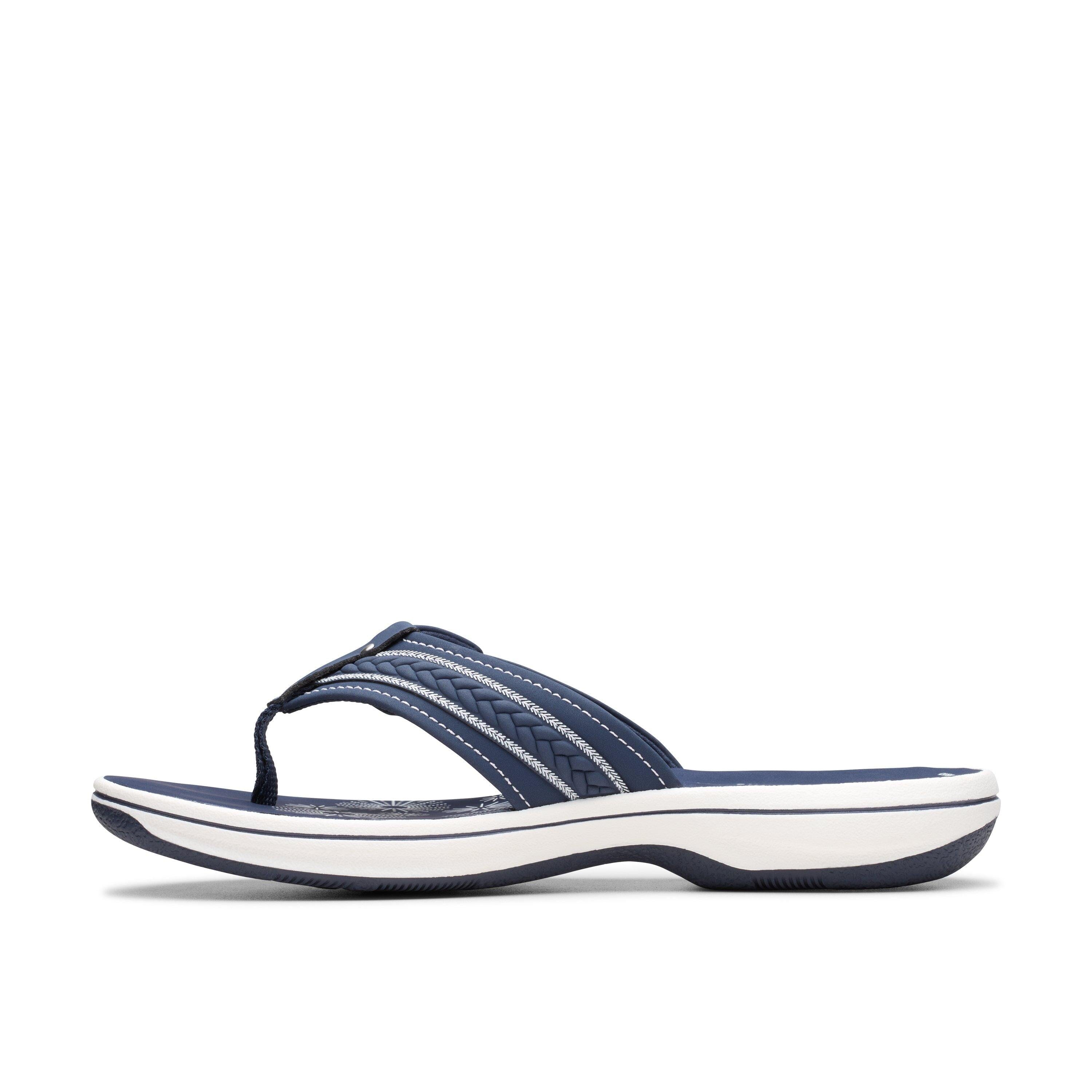 CLARKS BREEZY SUN Women's Comfortable Slip-On Sandals - Breathable & Lightweight Summer Shoes for Beach, Travel & Casual Wear