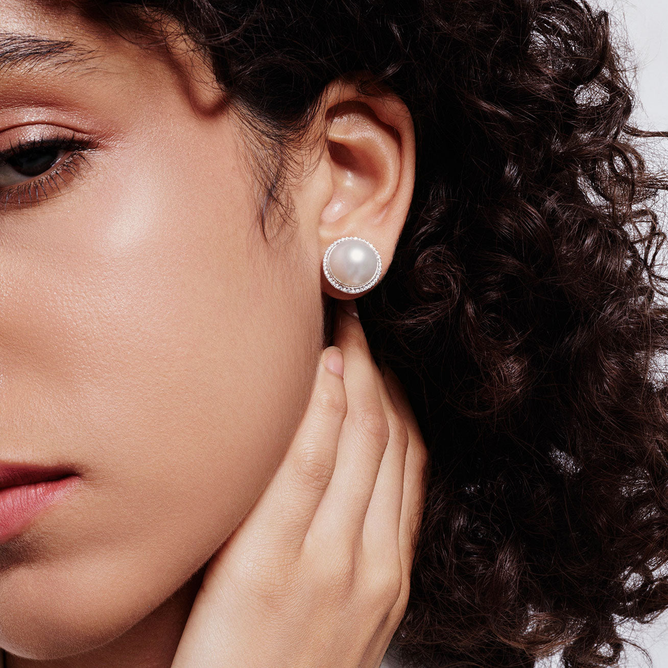 18K Solid Gold Australian White Pearl Earrings - Classic Studs for Women | Perfect for Weddings, Parties & Everyday Elegance