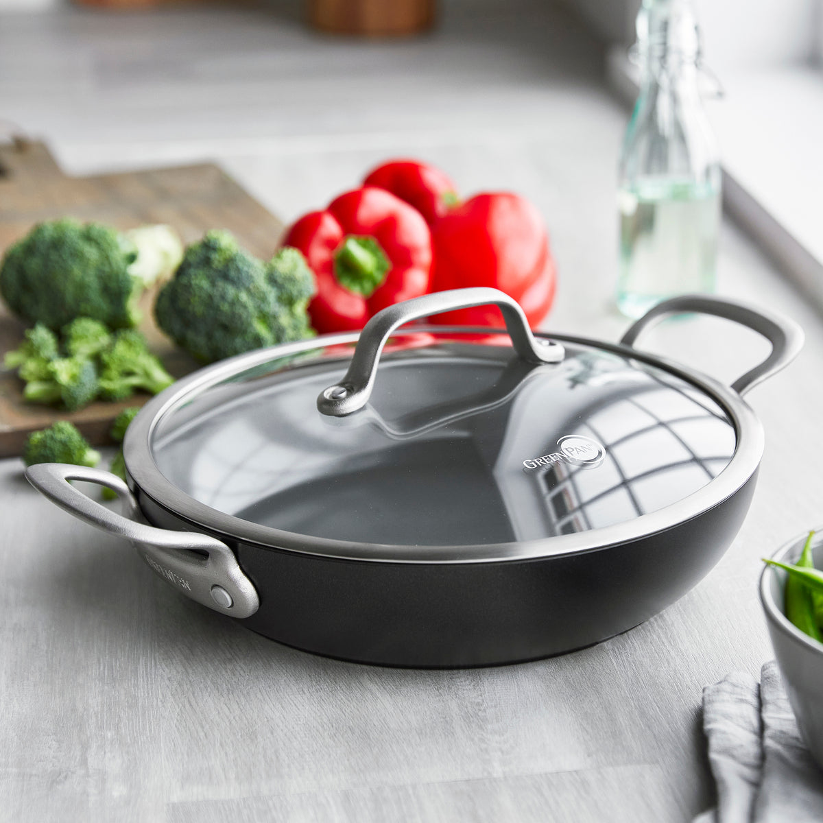 Nonstick Ceramic Everyday Pan with Lid - 11 Inch Skillet for Healthy Cooking, Frying & Sauteing | Oven & Dishwasher Safe | Perfect for Home & Restaurant Use