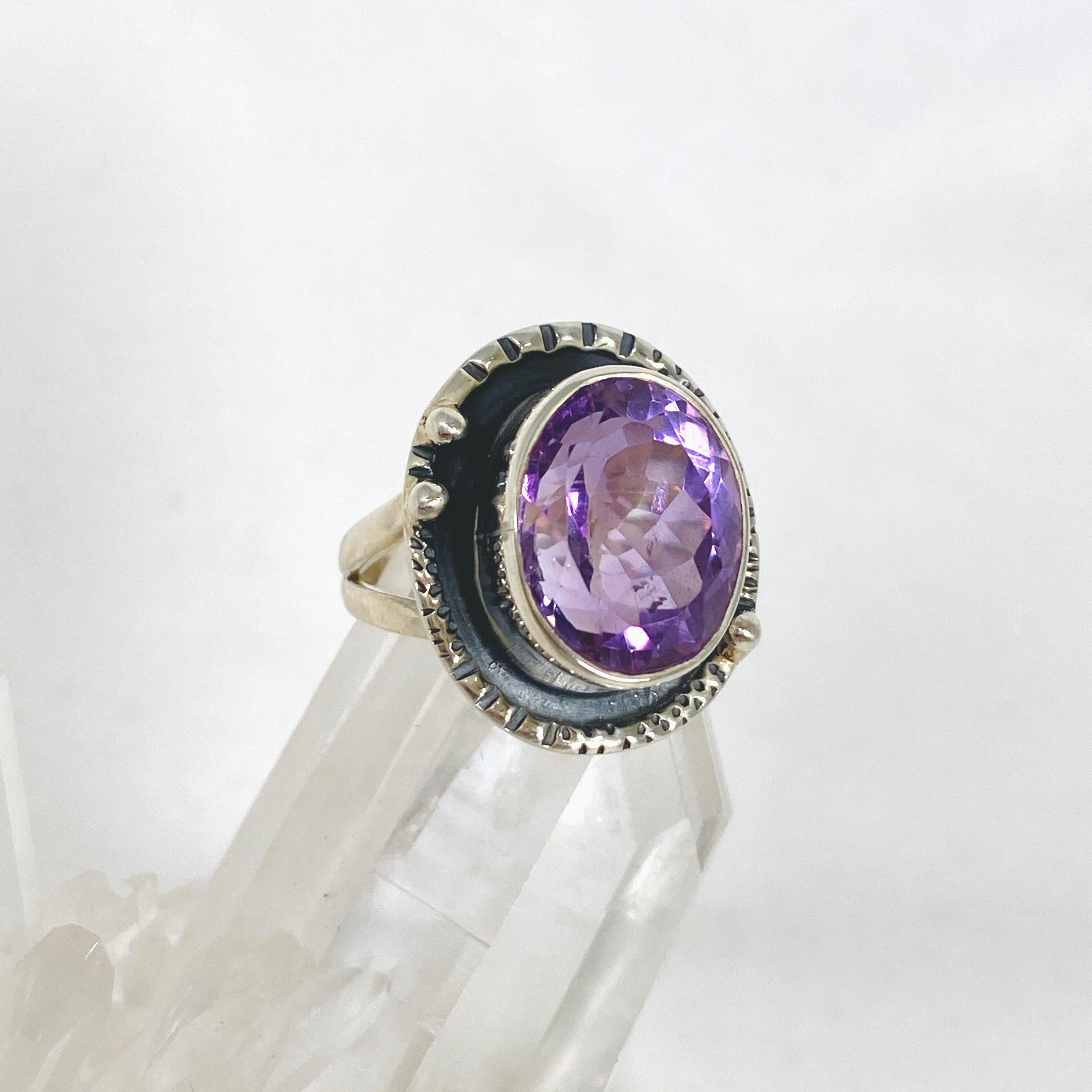 Amethyst Oval Ring for Women - Sterling Silver Detailed Size 6 - KRGJ2955 - Perfect for Weddings, Anniversaries & Everyday Elegance