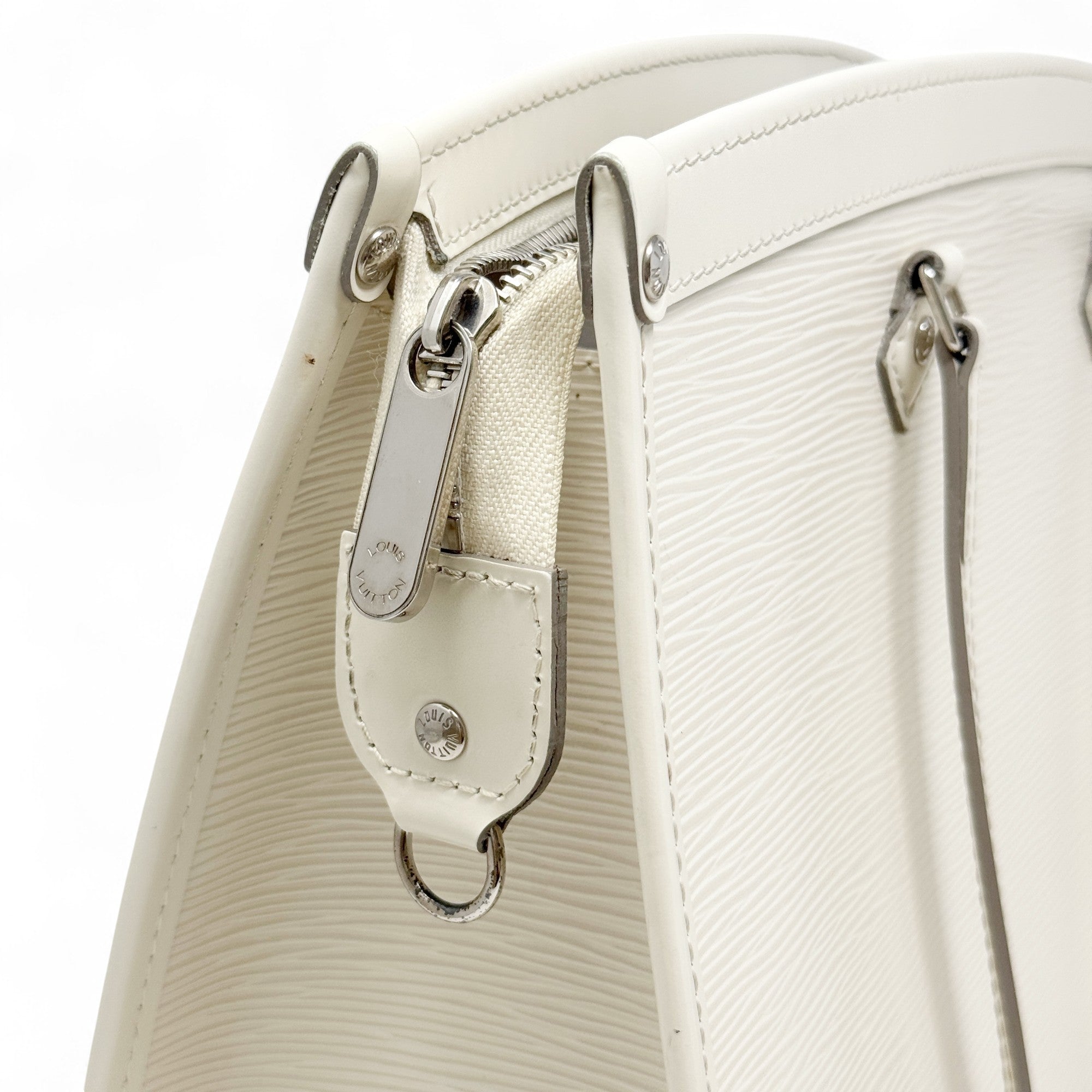 Authentic Louis Vuitton Madeleine GM Handbag in Ivory Epi Leather - Luxury Tote for Work, Travel & Everyday Elegance