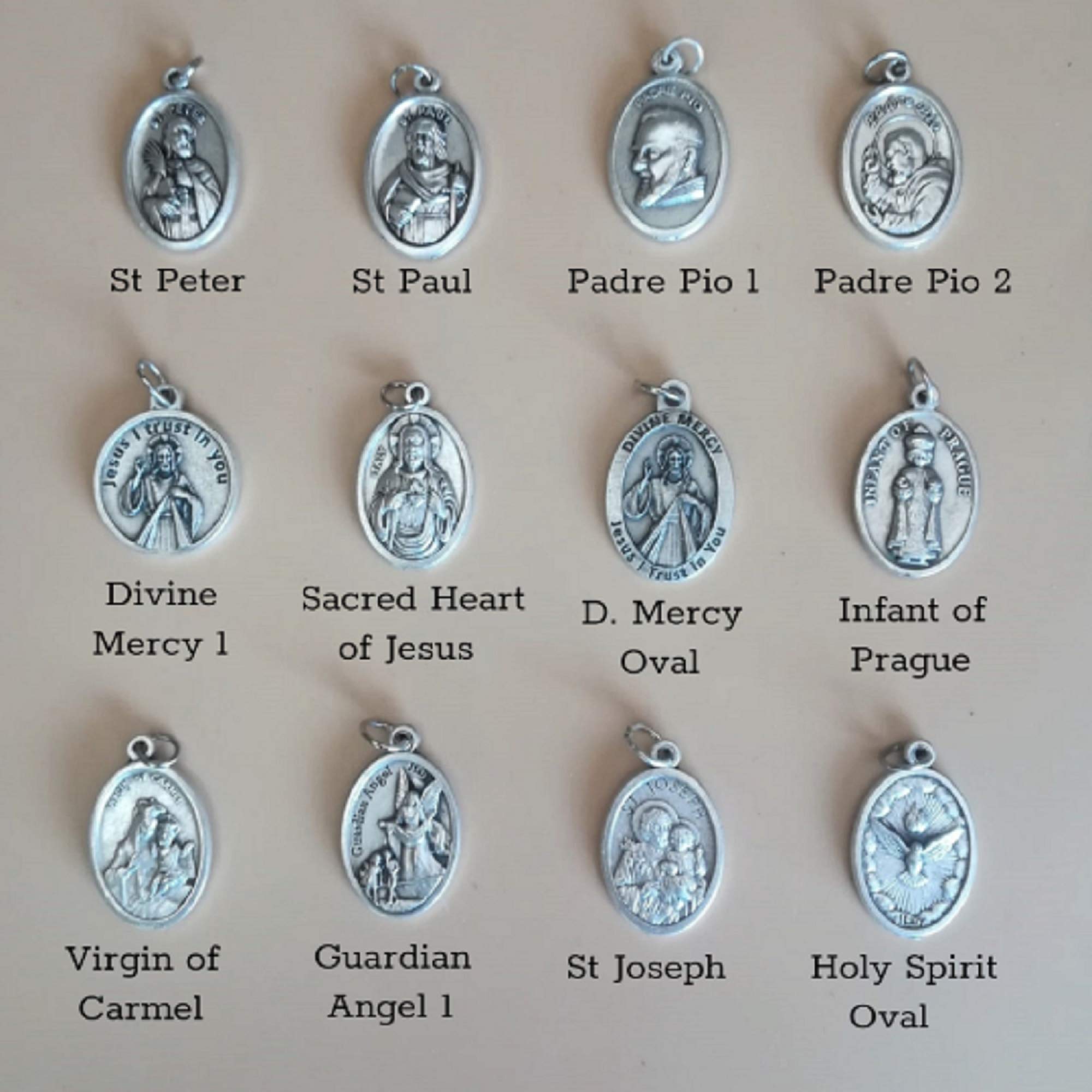 Personalized Wooden Beads Catholic Saint Medal Name Bracelet for Kids - Adjustable Rosary Bracelet Religious Gift for Baptism, First Communion & Faith Jewelry