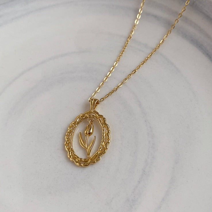 Elegant Tulip Flower Pendant Necklace for Women - 18K Gold Plated Chain Jewelry Gift for Mother's Day, Anniversary & Valentine's Day | Perfect for Parties, Weddings & Everyday Wear | SX268