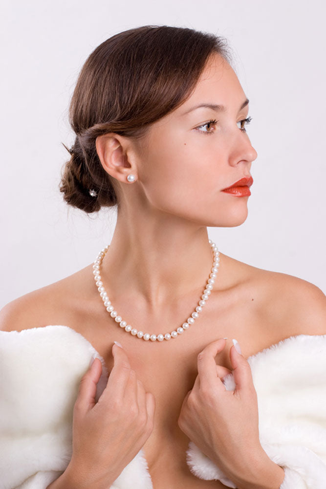 14K Solid Gold White Freshwater Cultured Pearl Necklace - AAA Quality, 18