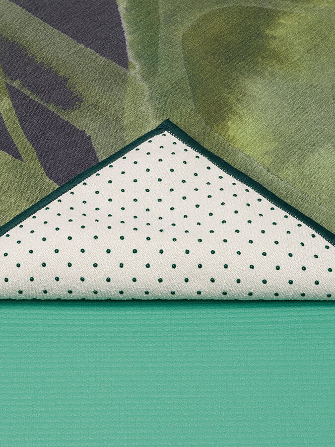 Manduka Yogitoes Non-Slip Yoga Mat Towel 71