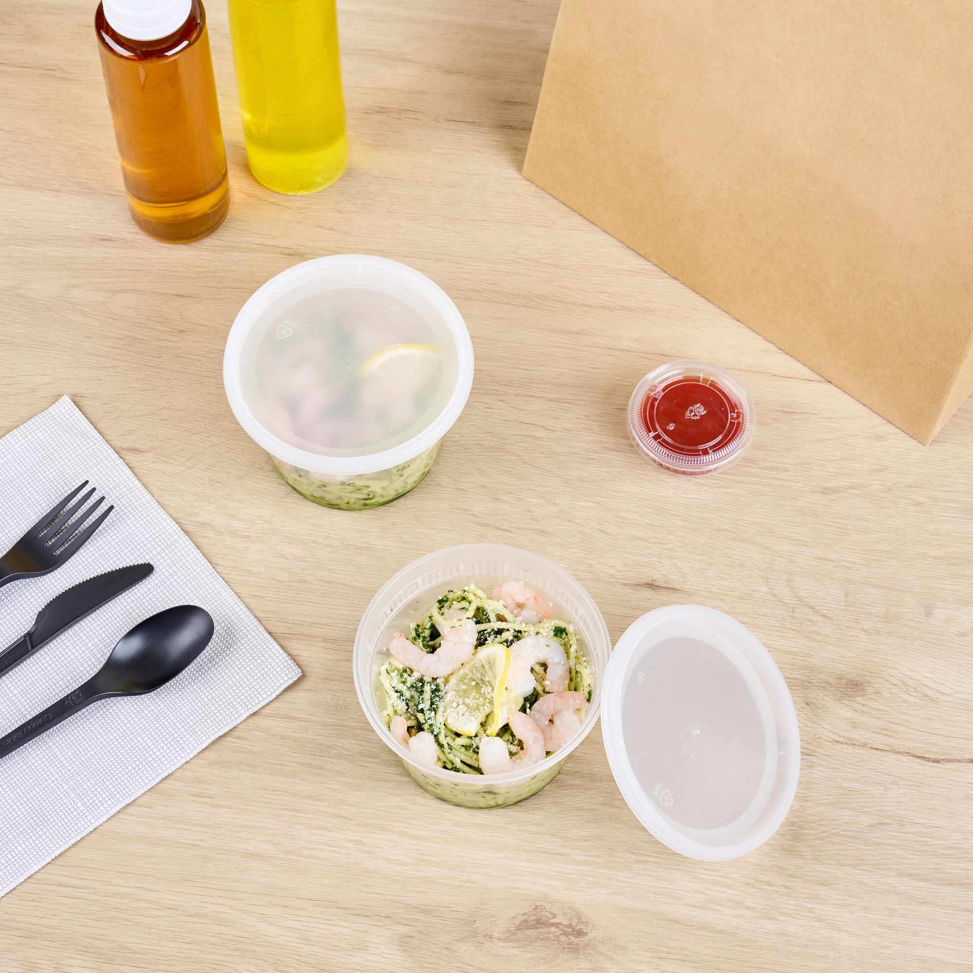 16 oz Round Clear Plastic Soup Containers with Lids - Microwave Safe, 4.5