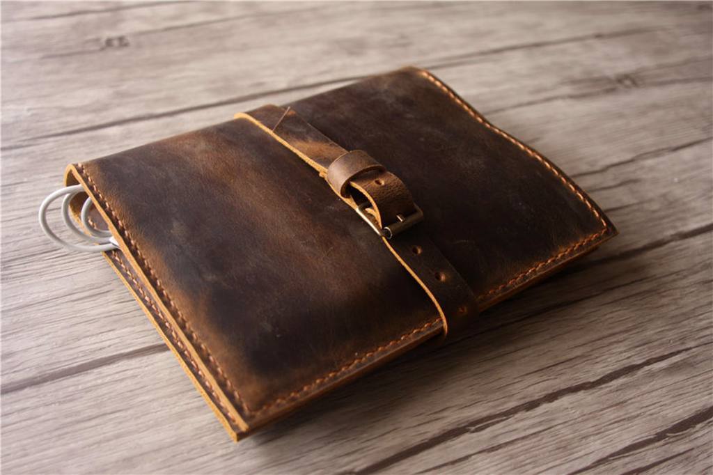 Personalized Monogrammed Leather Case Cover for Kindle Paperwhite - Perfect for Reading, Travel & Gifts