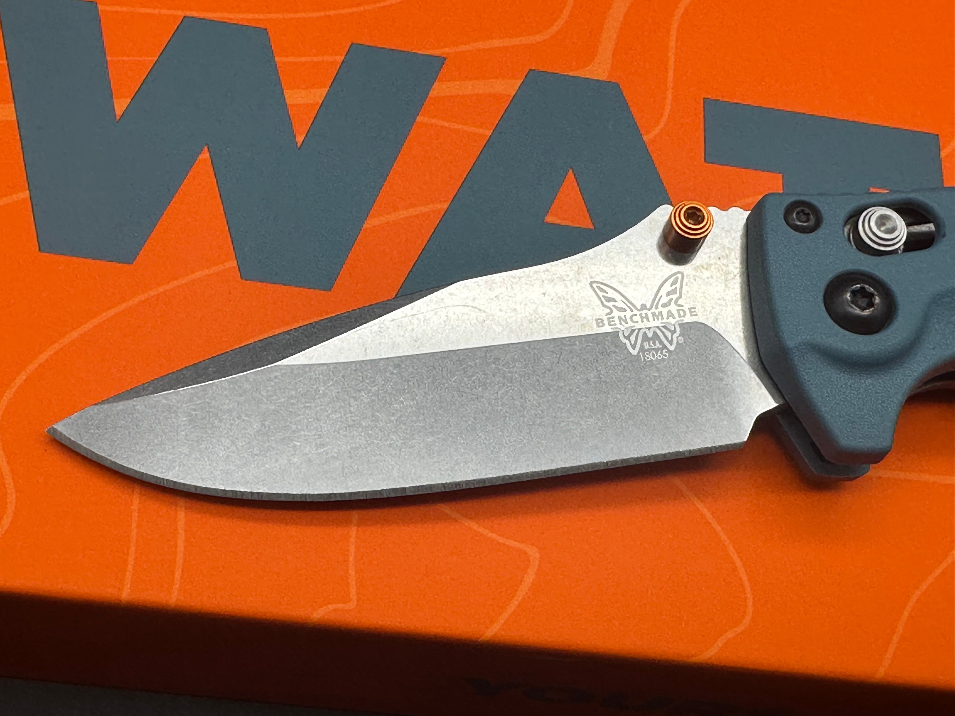 Benchmade Mini Adira Folding Knife with MagnaCut Steel Blade & AXIS Lock - Blue Grivory Handle (3.2