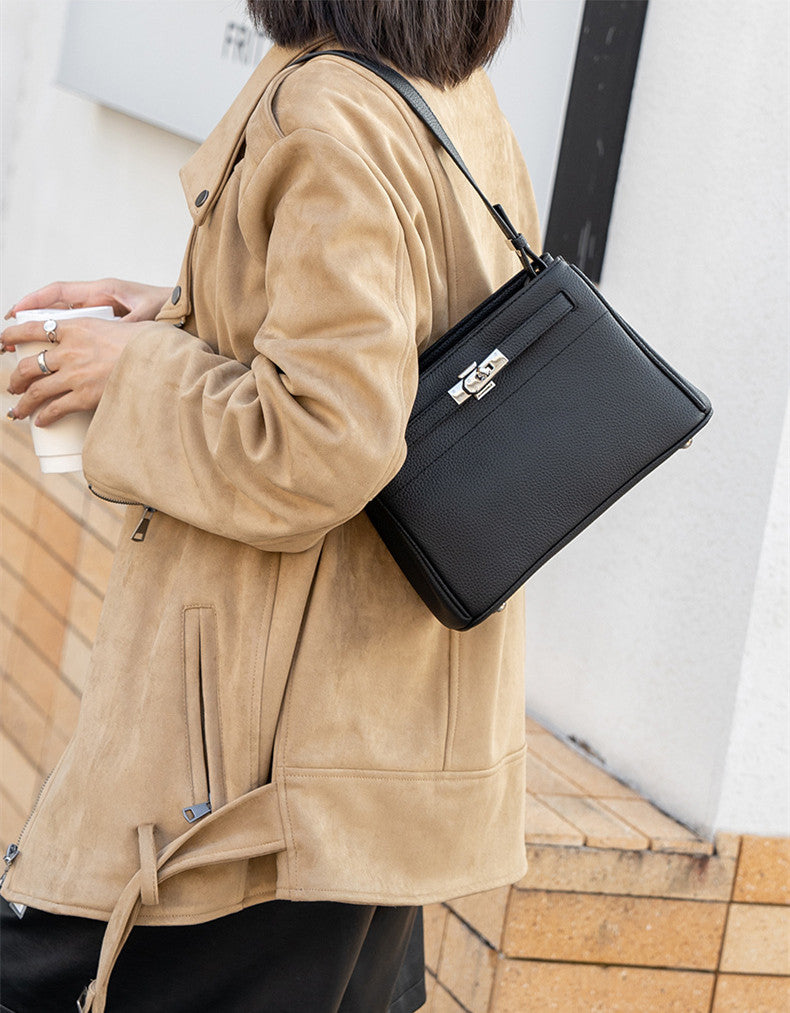 Stylish Small Square Shoulder Bag for Women - Trendy Crossbody Purse with Adjustable Strap - Perfect for Everyday Use, Travel & Shopping