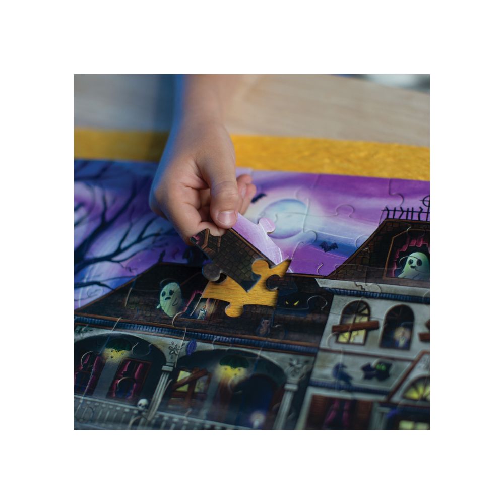 Peaceable Kingdom Ghosts in the Attic Glow-in-the-Dark Puzzle Game - Fun Family Board Game for Halloween Parties & Kids' Sleepovers