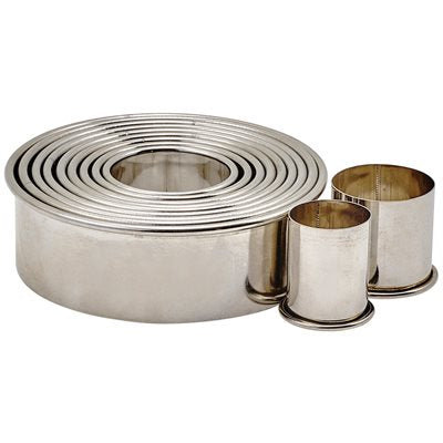 Winco 11-Piece Stainless Steel Round Cookie Cutter Set - Perfect for Baking Cookies, Pastries & Holiday Treats
