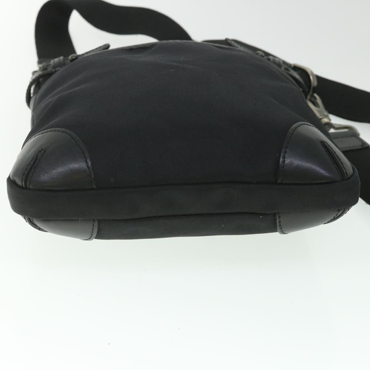 Stylish Black Nylon Shoulder Bag for Women & Men - Lightweight Durable Crossbody Purse - Perfect for Travel, Work & Everyday Use
