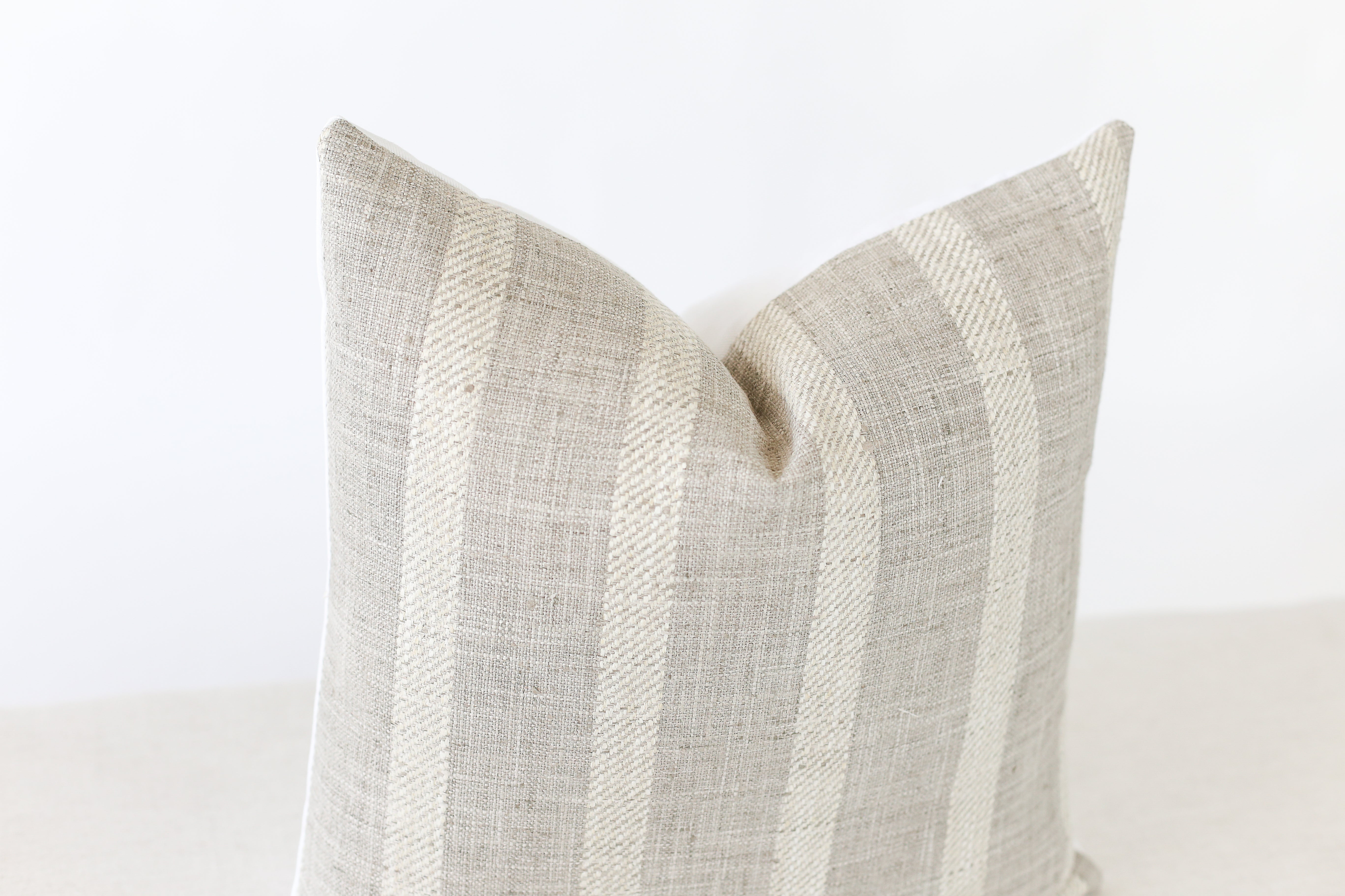 Stylish Taryn Stripe Pillow Cover - Decorative Cushion Case for Sofa, Bed & Home Decor - Perfect for Living Room, Bedroom & Cozy Spaces