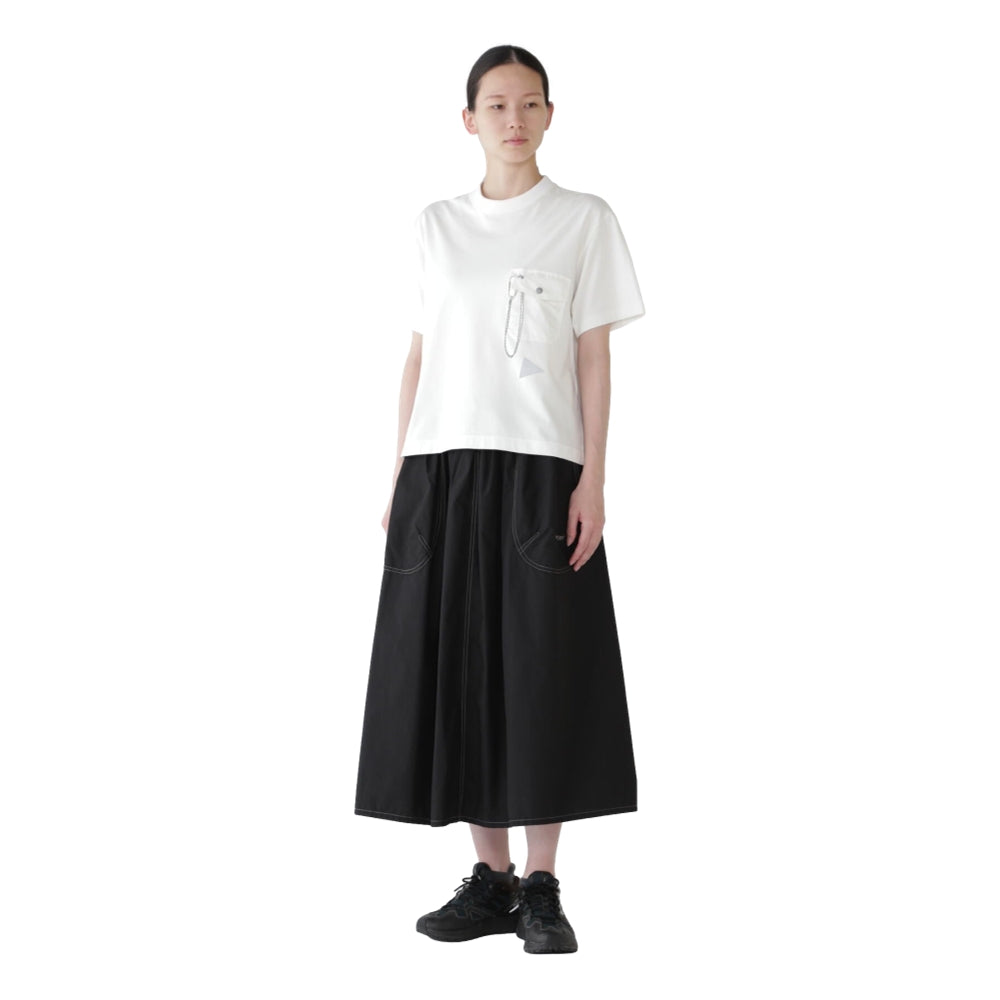 AND WANDER Men's White Pocket T-Shirt - Lightweight Casual Tee for Outdoor Adventures & Everyday Wear