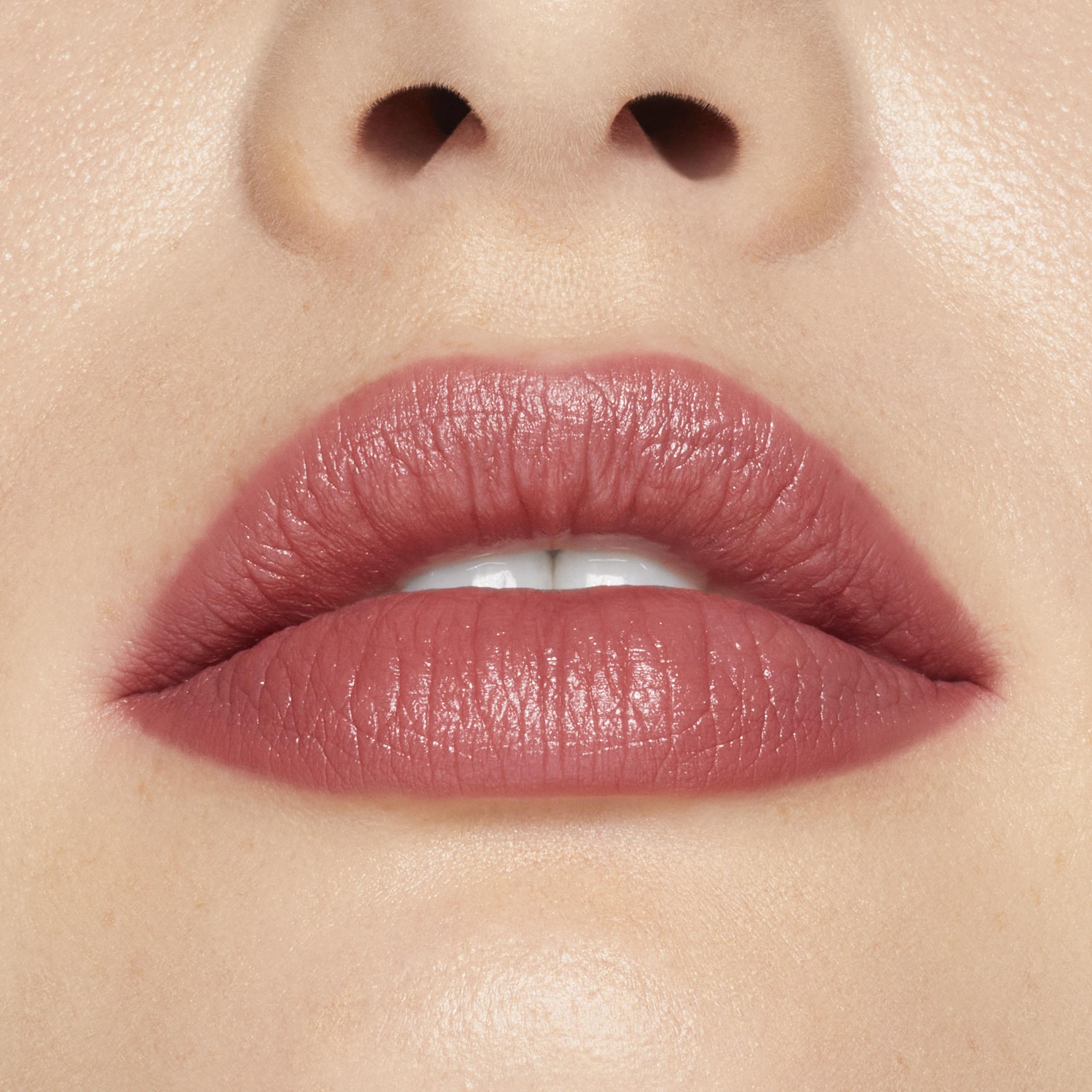 Long-Lasting Matte Creme Lipstick - Hydrating & Non-Drying, 12 Vibrant Colors for All-Day Wear - Perfect for Parties, Dates & Everyday Makeup Looks