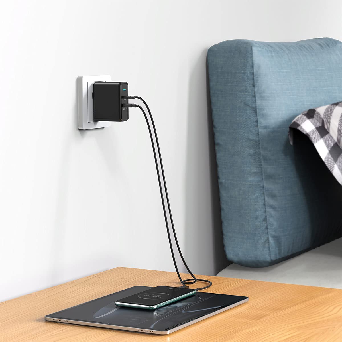 36W Dual Port USB C Fast Charger with USB A - LINTYLE Wall Charger Adapter for iPhone, Samsung, LG Smartphones - Quick Charge for Home, Office & Travel (Black)