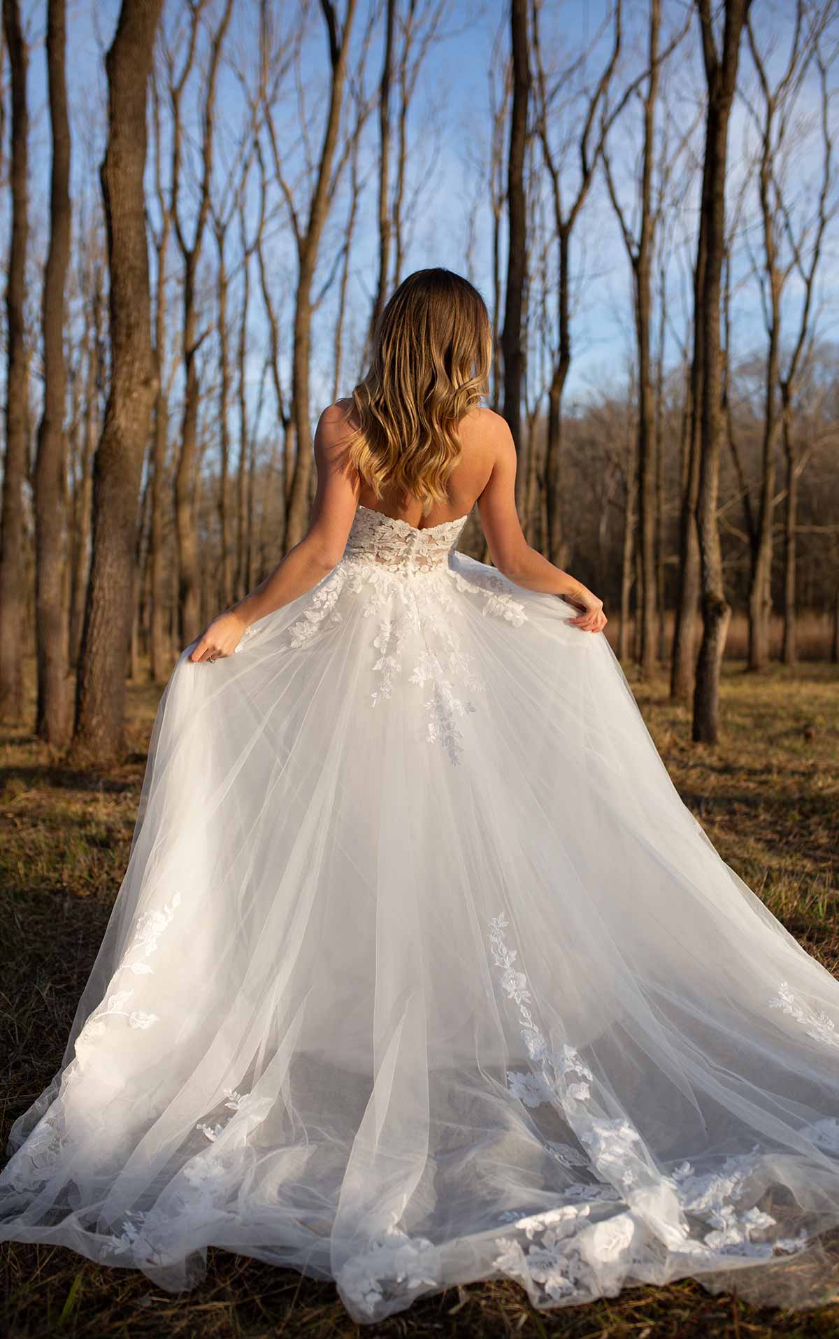 Stella York 7293 Wedding Dress - Elegant Lace A-Line Bridal Gown for Church, Beach & Outdoor Ceremonies
