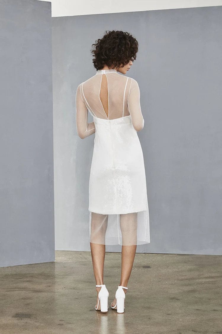 Amsale LW131 Elegant Wedding Dress - Size 10 | Perfect for Bridal Ceremonies, Formal Events & Special Occasions