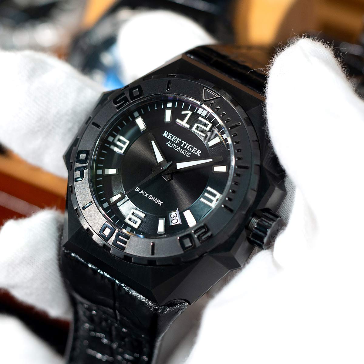 REEF TIGER Men's Automatic Diver Watch - All Black Sport Mechanical Watch with Date Display RGA6903 | Waterproof Dive Watch for Swimming, Snorkeling & Outdoor Adventures