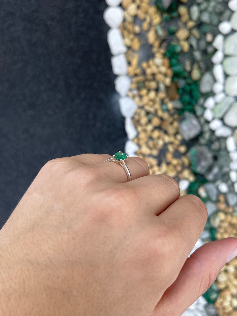 1.0ct Natural SS Medium Dark Green Emerald Oval Cut Sterling Silver 4-Prong Solitaire Ring – Elegant Jewelry for Engagement, Wedding & Special Occasions