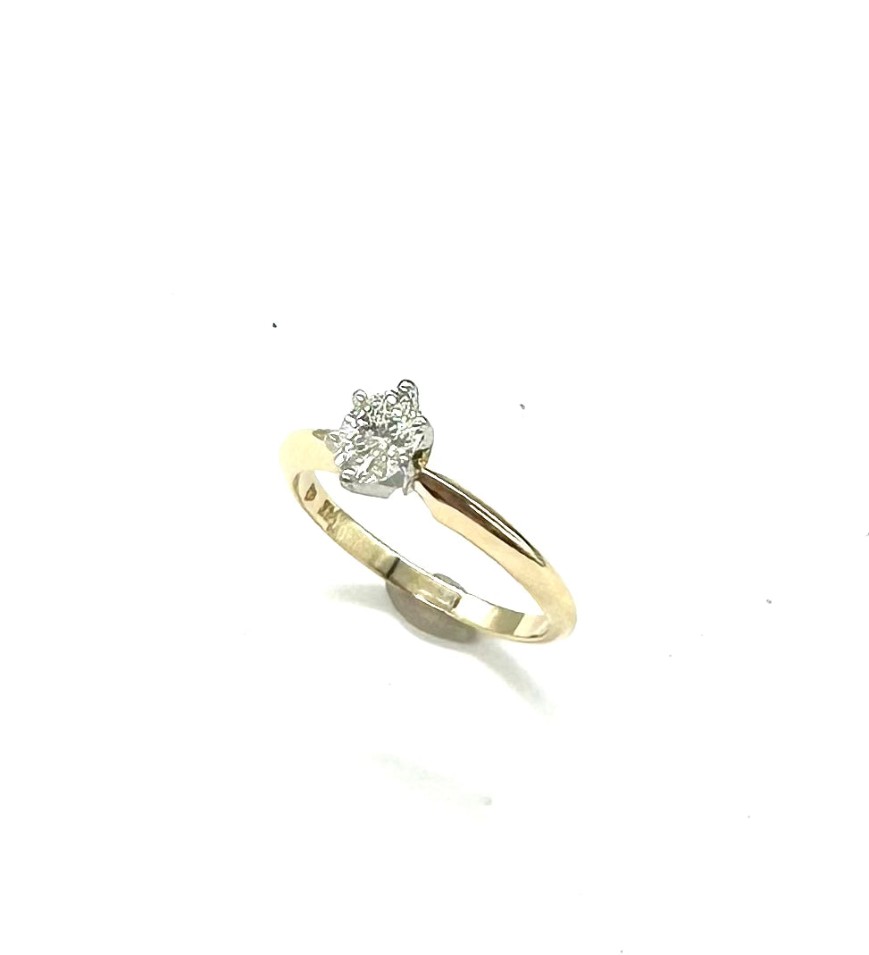 1/2 Carat Oval Solitaire Diamond Ring for Women - Elegant Engagement & Wedding Band, Perfect for Proposals, Anniversaries, and Special Occasions