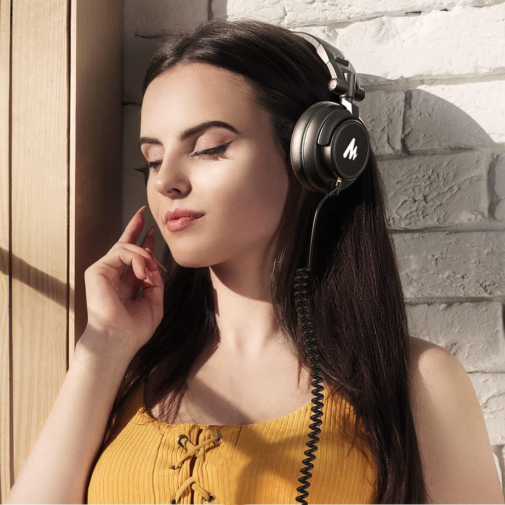 MAONO MH601 Professional Studio Headphones - 50mm Drivers, Over-Ear Closed Back Design for Music Production, DJing, Podcasting & Gaming - Premium Sound Isolation & Comfort (Black) - Perfect for Home Recording, Streaming & Audio Editing