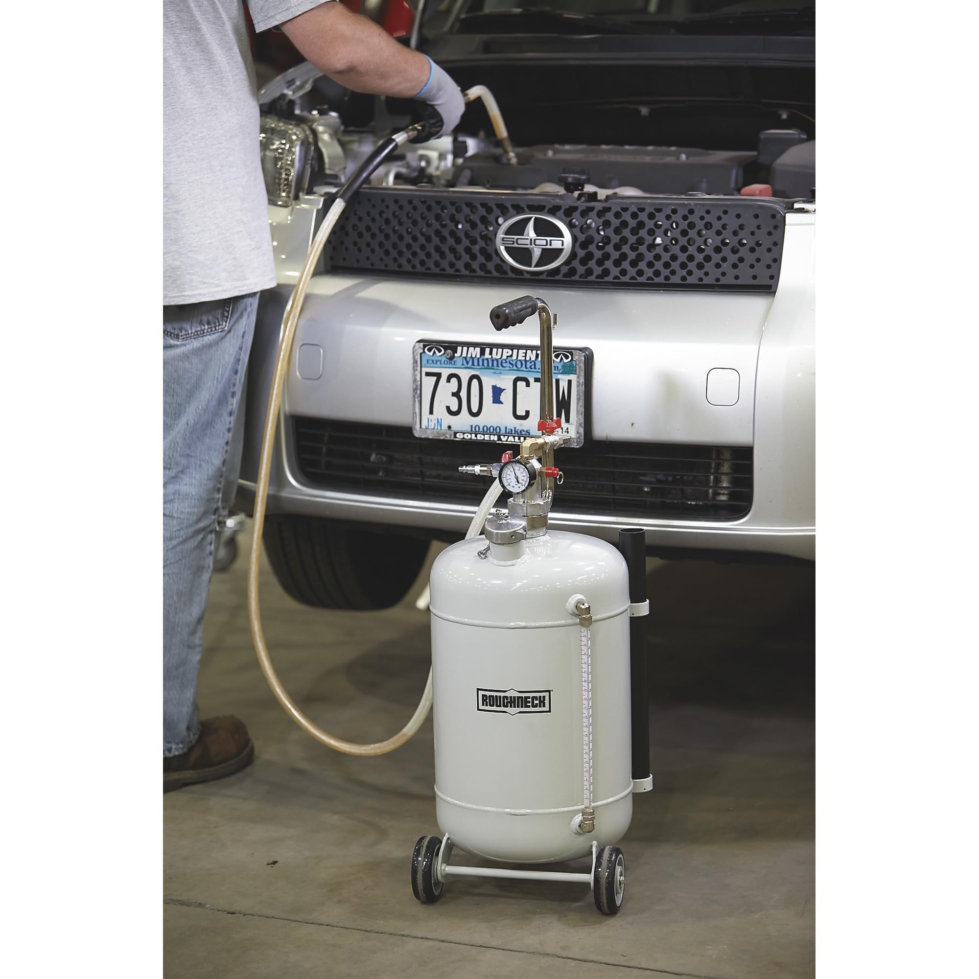 Roughneck Air-Operated Oil Dispenser - 8-Gallon Capacity, 145 PSI for Industrial Lubrication & Automotive Maintenance | Heavy-Duty Pneumatic Oil Pump for Workshops & Garages