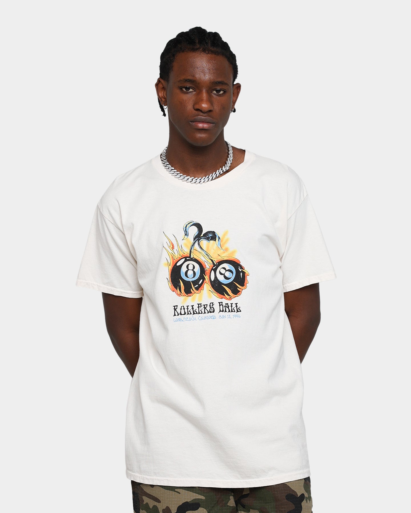Vintage Rollars Ball Graphic T-Shirt - Off White Retro Thrifted Tee for Men & Women | Casual Streetwear, 90s Throwback Style