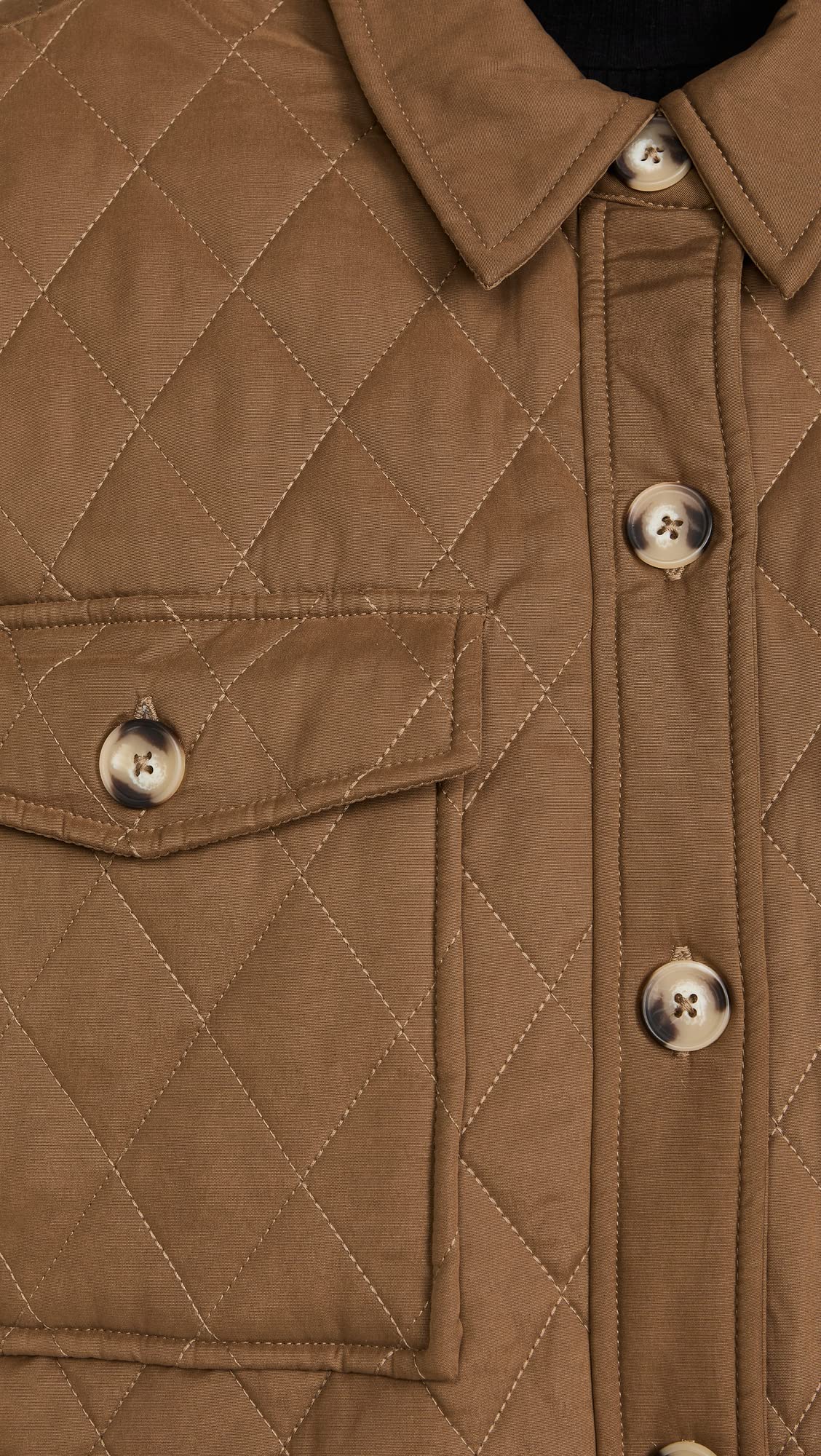 Good American Essentials Women's Quilted Sherpa Shacket Jacket - Cozy Winter Outerwear for Casual Outings & Outdoor Adventures