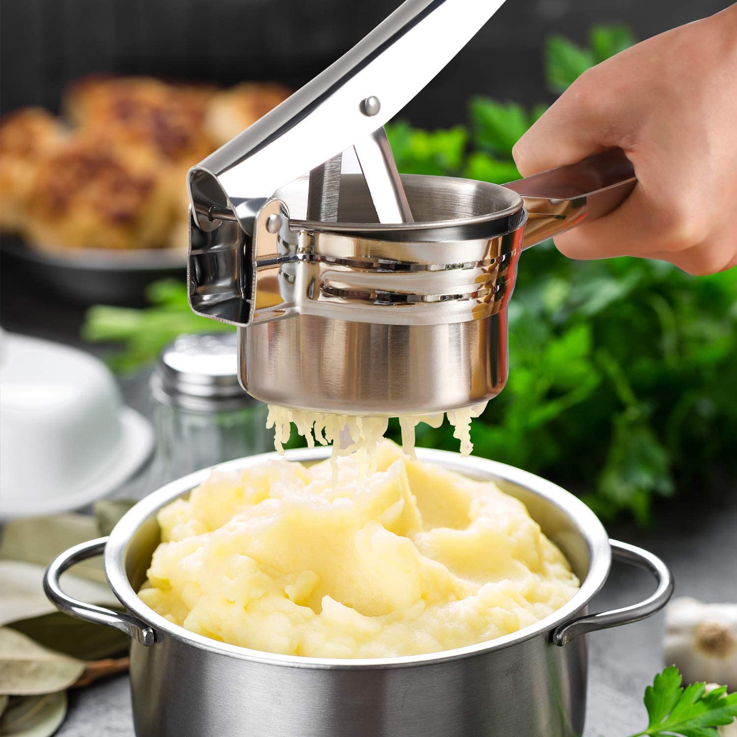 Stainless Steel Potato Ricer & Masher - 15oz Large Capacity with 3 Interchangeable Discs for Potatoes, Fruits, Vegetables, Baby Food | Perfect for Mashing, Juicing, Straining in Kitchens & Restaurants