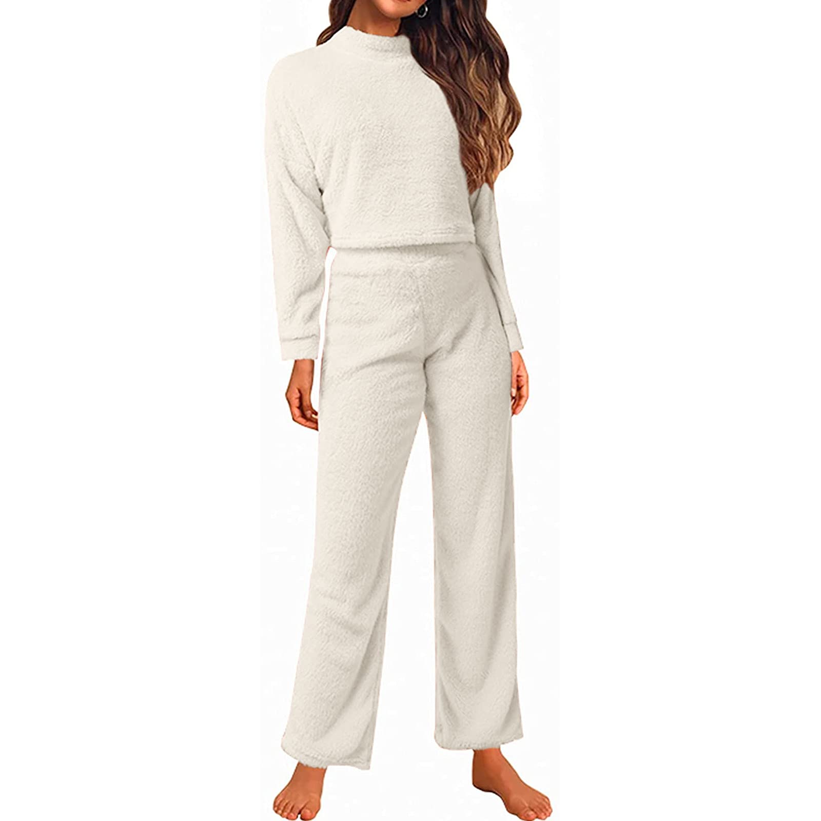 Maryia Women's Winter Fleece Pajama Set - 2 Piece Warm & Cozy Sleepwear, Comfy Loungewear for Cold Nights - Perfect for Relaxing at Home, Sleepovers & Holiday Gifts