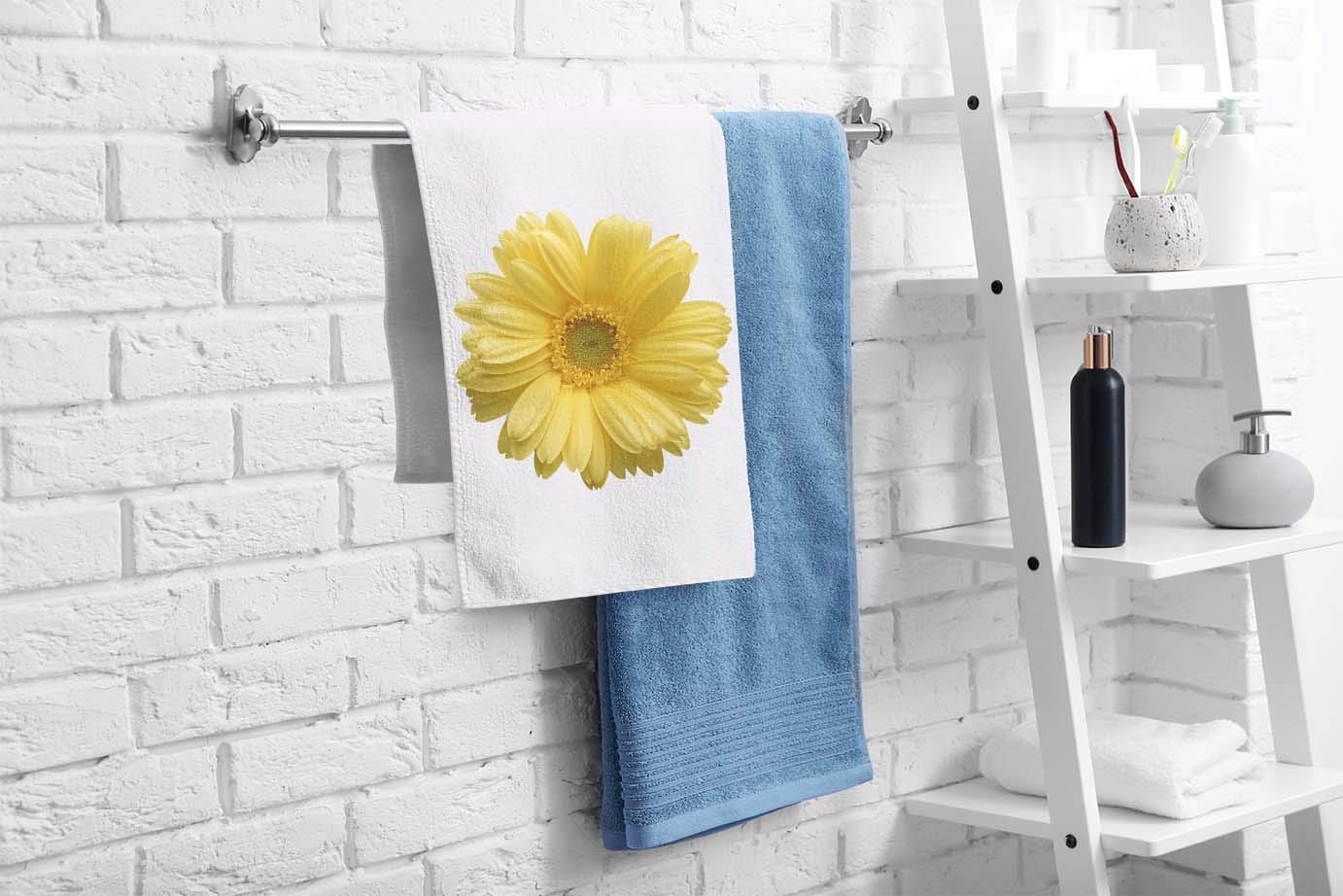 oFloral Sunflower Hand Towels - Soft, Comfortable & Super Absorbent Bath & Kitchen Towels (15x30 Inches) - Perfect for Bathroom, Kitchen, Spa, Gym & Yoga