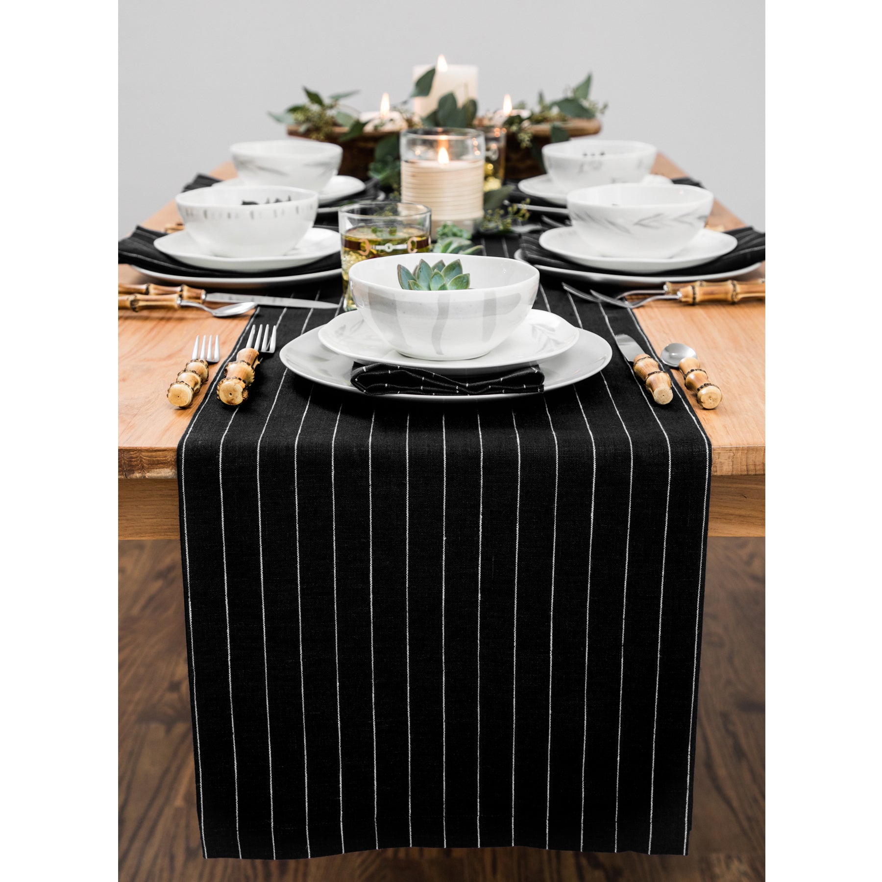 Elegant Pinstripe Table Runner - Premium Linen Dining Table Decor for Weddings, Parties & Holiday Gatherings - Perfect for Formal & Casual Dining Settings