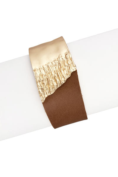 Stylish Leather and Metal Statement Bracelet for Women - Elegant Fashion Accessory for Parties, Dates & Everyday Wear