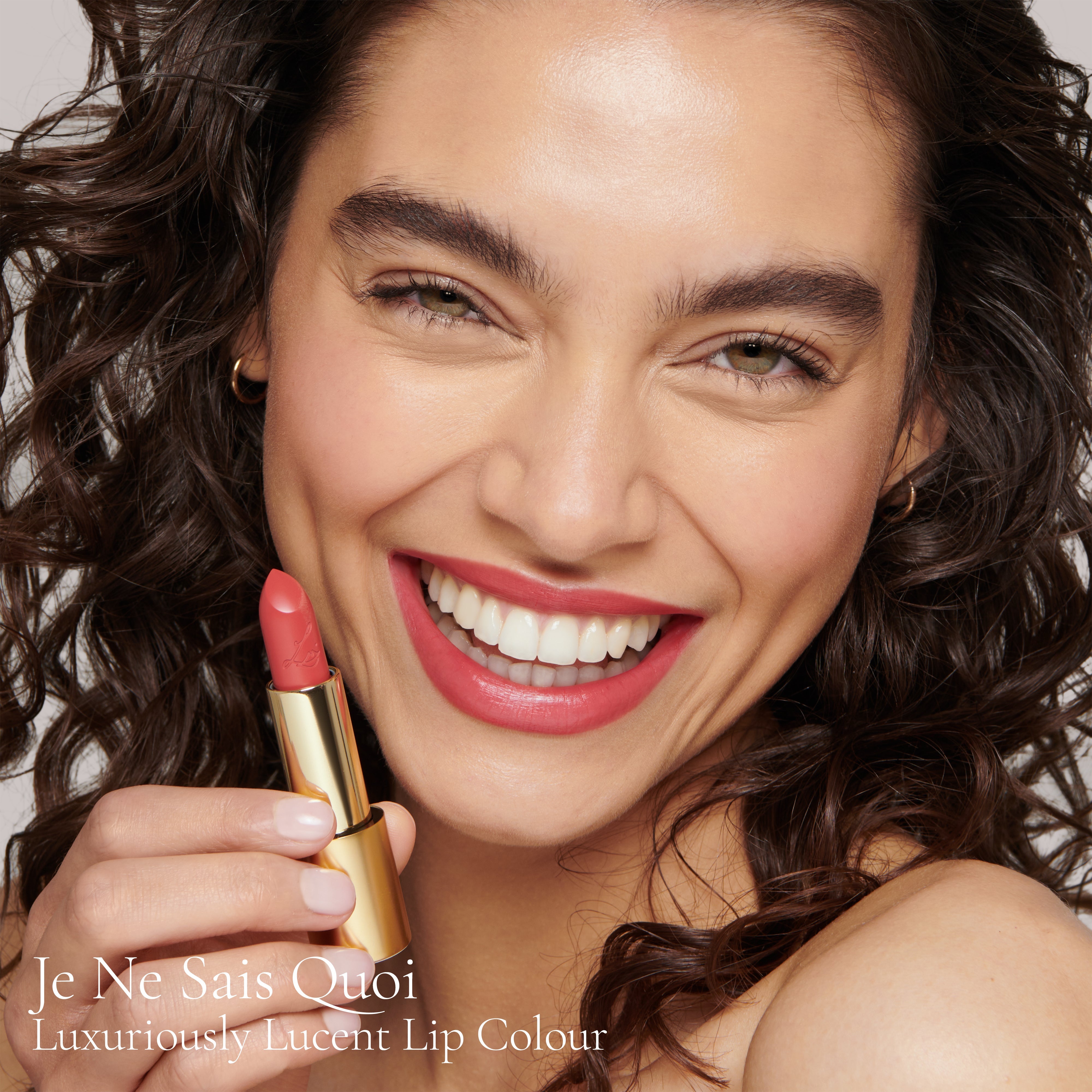 Je Ne Sais Quoi Luxuriously Lucent Lipstick - Long Lasting Hydrating Lip Color with High Pigment & Glossy Finish | Perfect for Date Night, Parties & Everyday Wear