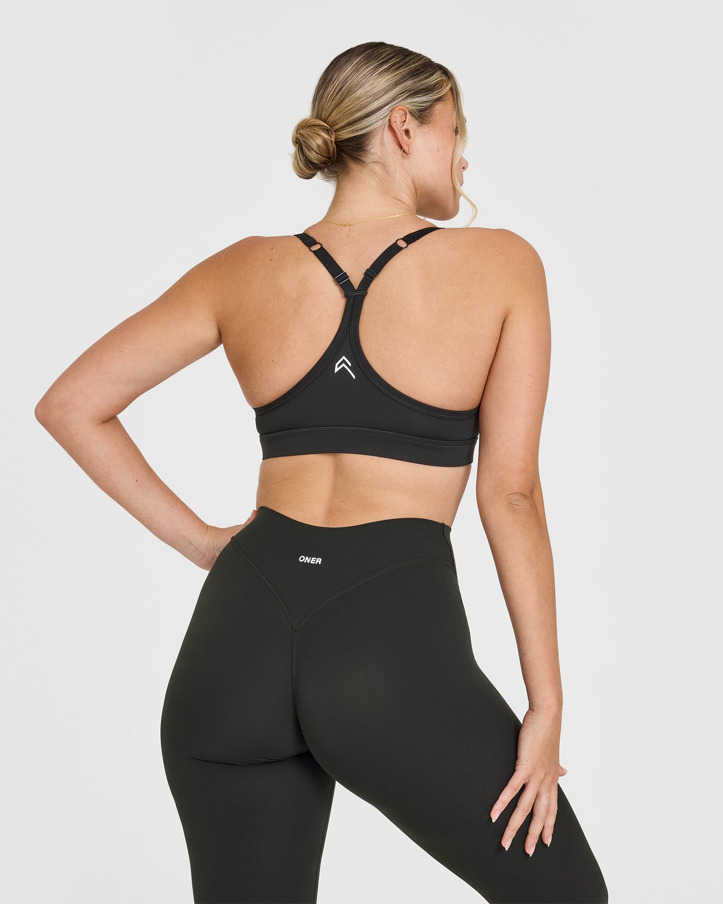 Everyday Sports Bra for Women | Soft Black Comfortable Workout Top for Running, Yoga & Gym