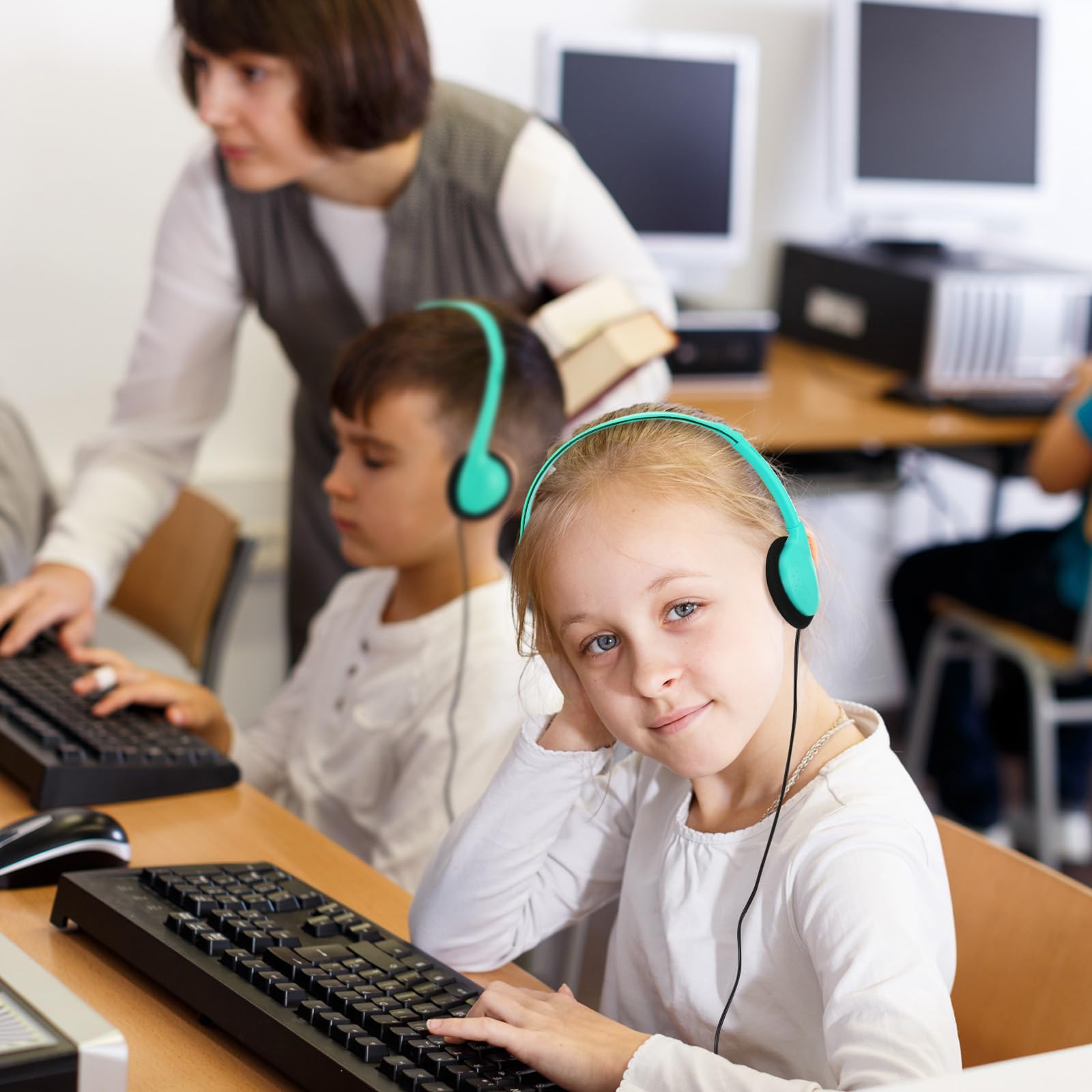 30 Pack Konohan Kids Headphones Bulk - Adjustable Wired Headphones with 3.5mm Jack for School, Classroom, Students, Kids & Adults (Emerald Green) - Perfect for Online Learning, Music Class & Travel