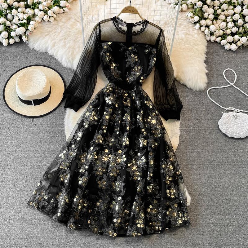 Elegant Embroidered Round Neck Mesh A-Line Long Sleeve Tulle Dress - Perfect for Weddings, Parties & Special Occasions