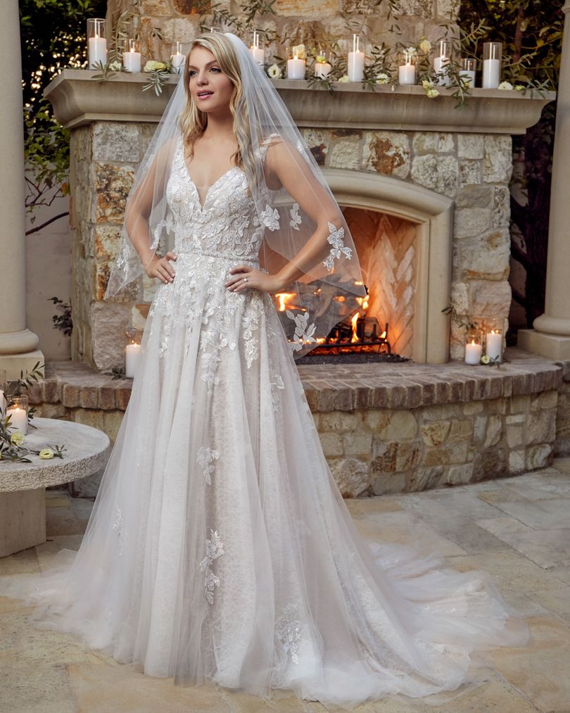 Casablanca Lucy 2445 Elegant Evening Gown for Women - Formal Dresses for Prom, Wedding & Special Occasions