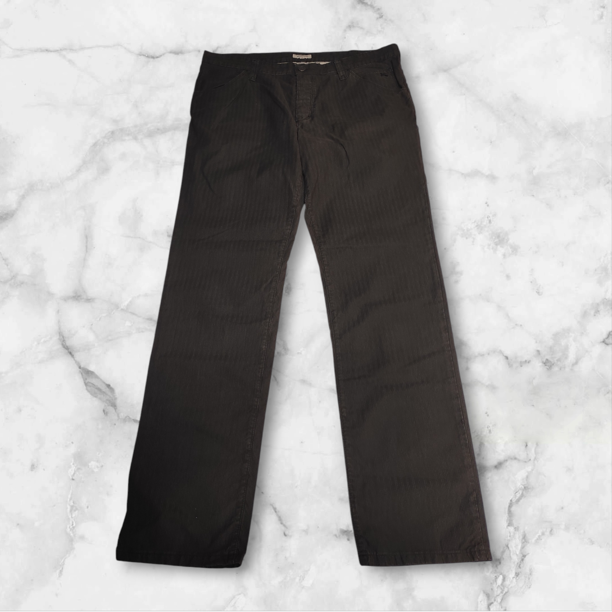 Burberry Vintage Baggy Jeans for Men - XL & XXL Sizes #9770 | High-Waisted Relaxed Fit Denim Pants | Perfect for Casual Outfits, Streetwear & Retro Fashion Looks