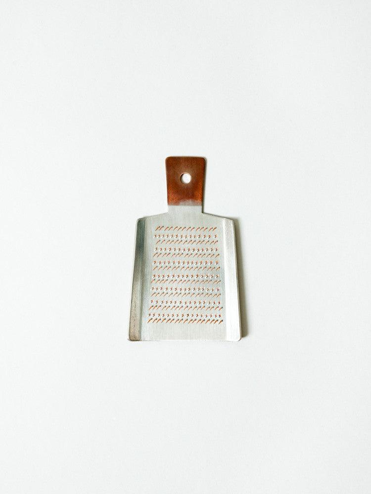 Premium Oroshigane Japanese Copper Grater - Handcrafted Kitchen Tool for Grating Ginger, Garlic & Wasabi - Perfect for Sushi, Ramen & Asian Cuisine